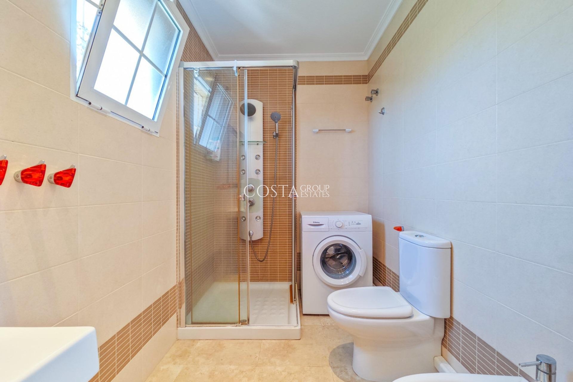 Resale - Villa -
Torrevieja - La Mata