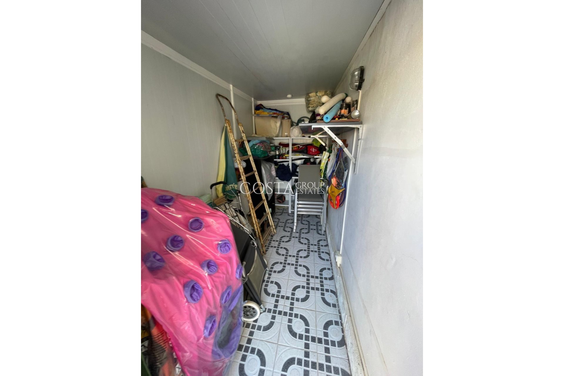Resale - Villa -
Torrevieja - La Siesta