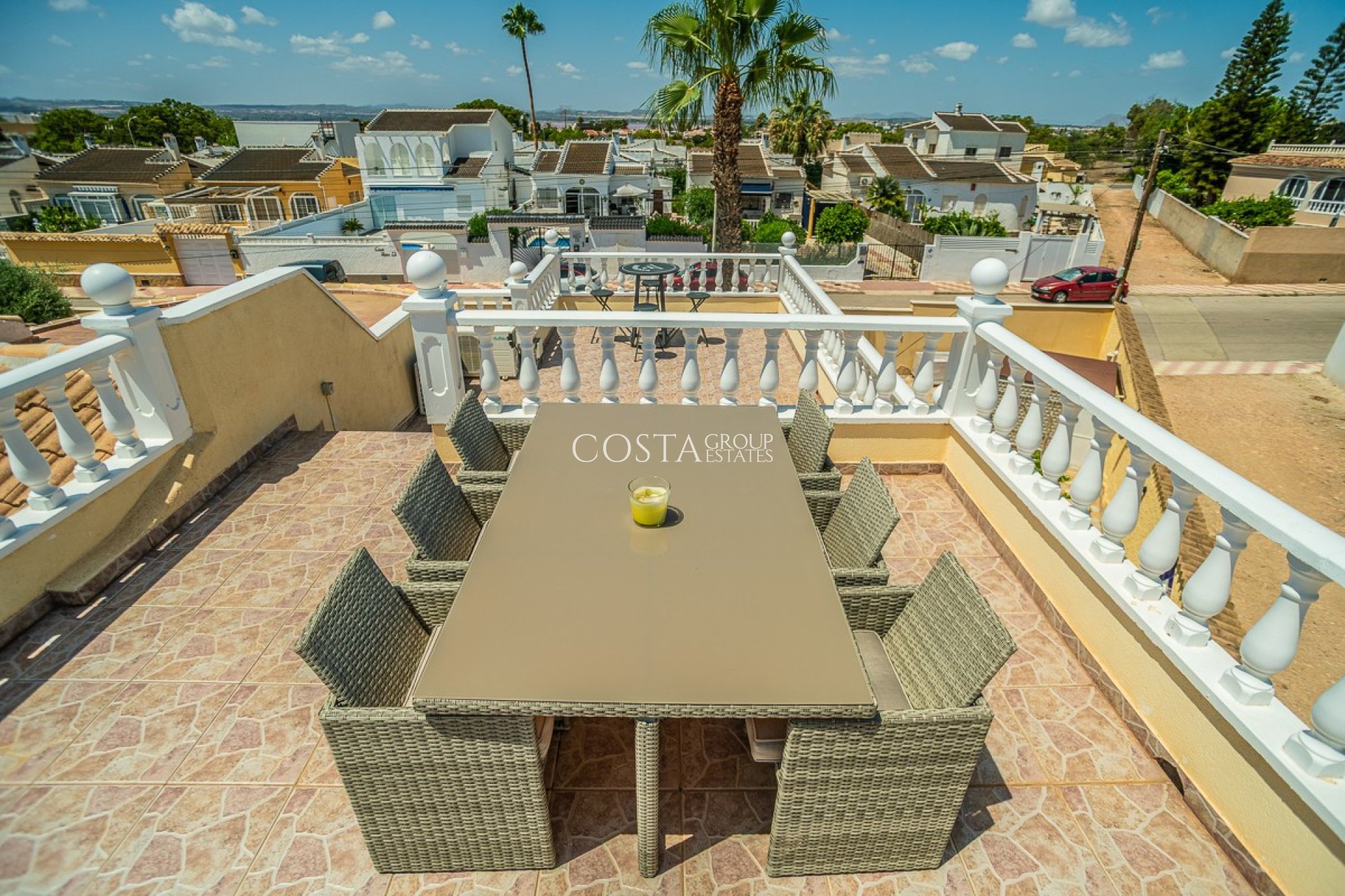 Resale - Villa -
Torrevieja - La Siesta