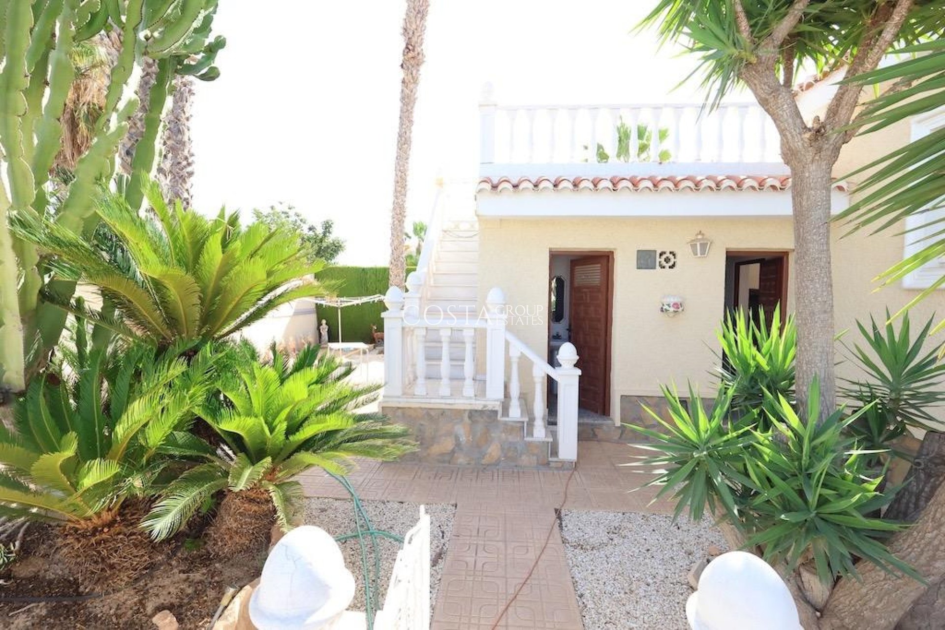 Resale - Villa -
Torrevieja - La Siesta