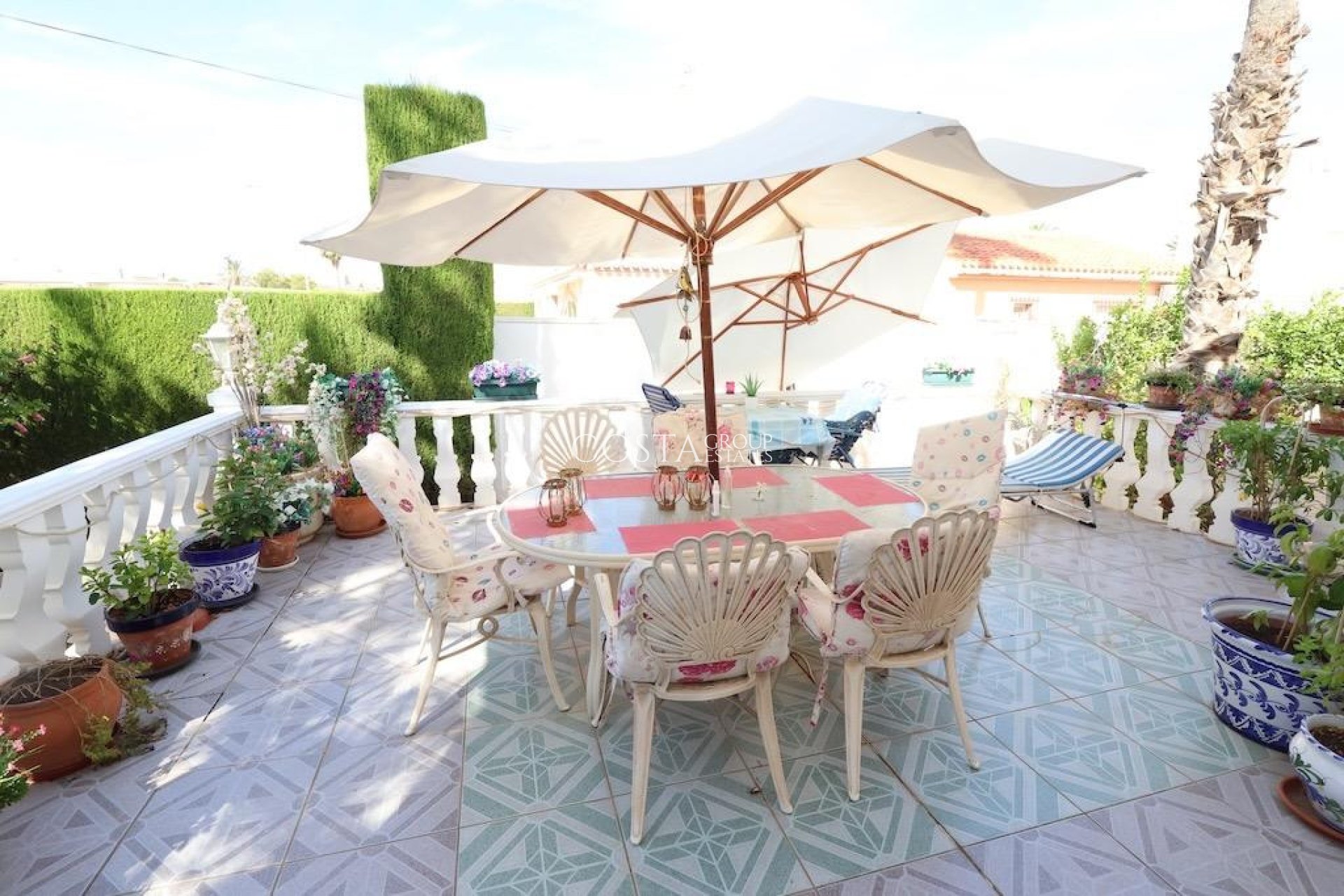 Resale - Villa -
Torrevieja - La Siesta