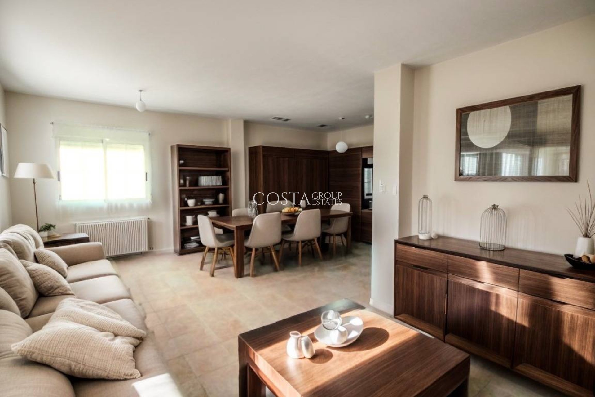 Resale - Villa -
Torrevieja - La Siesta