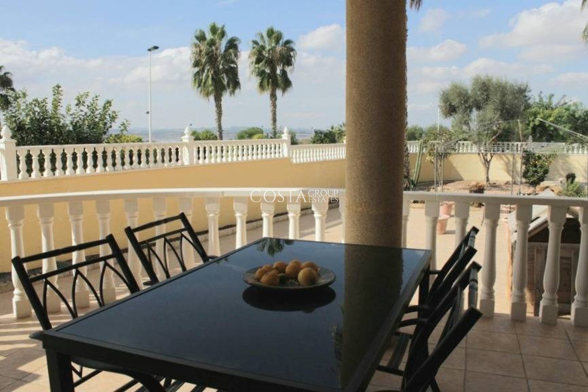 Resale - Villa -
Torrevieja - La Siesta