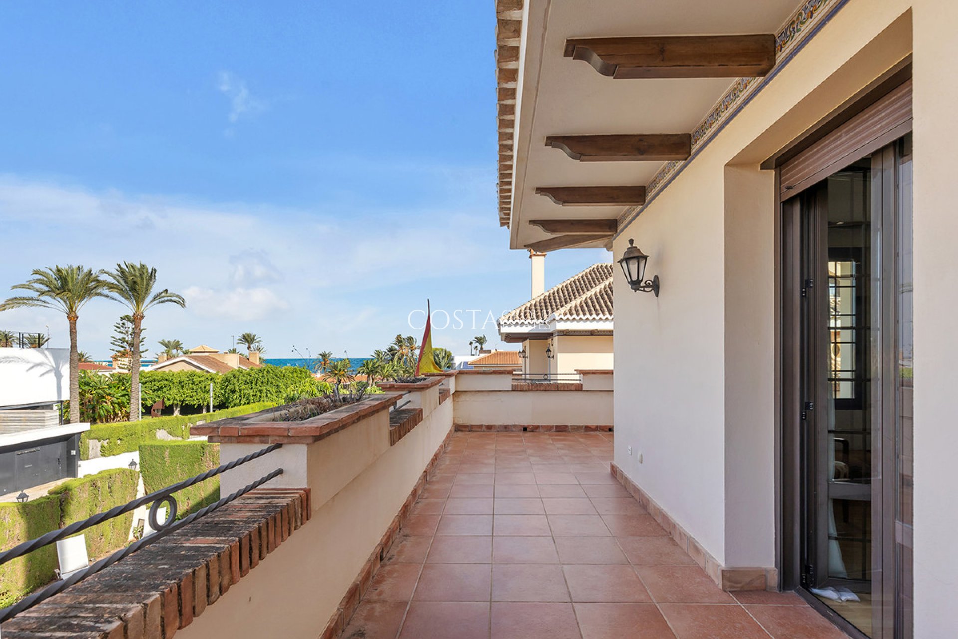 Resale - Villa -
Torrevieja - La Veleta
