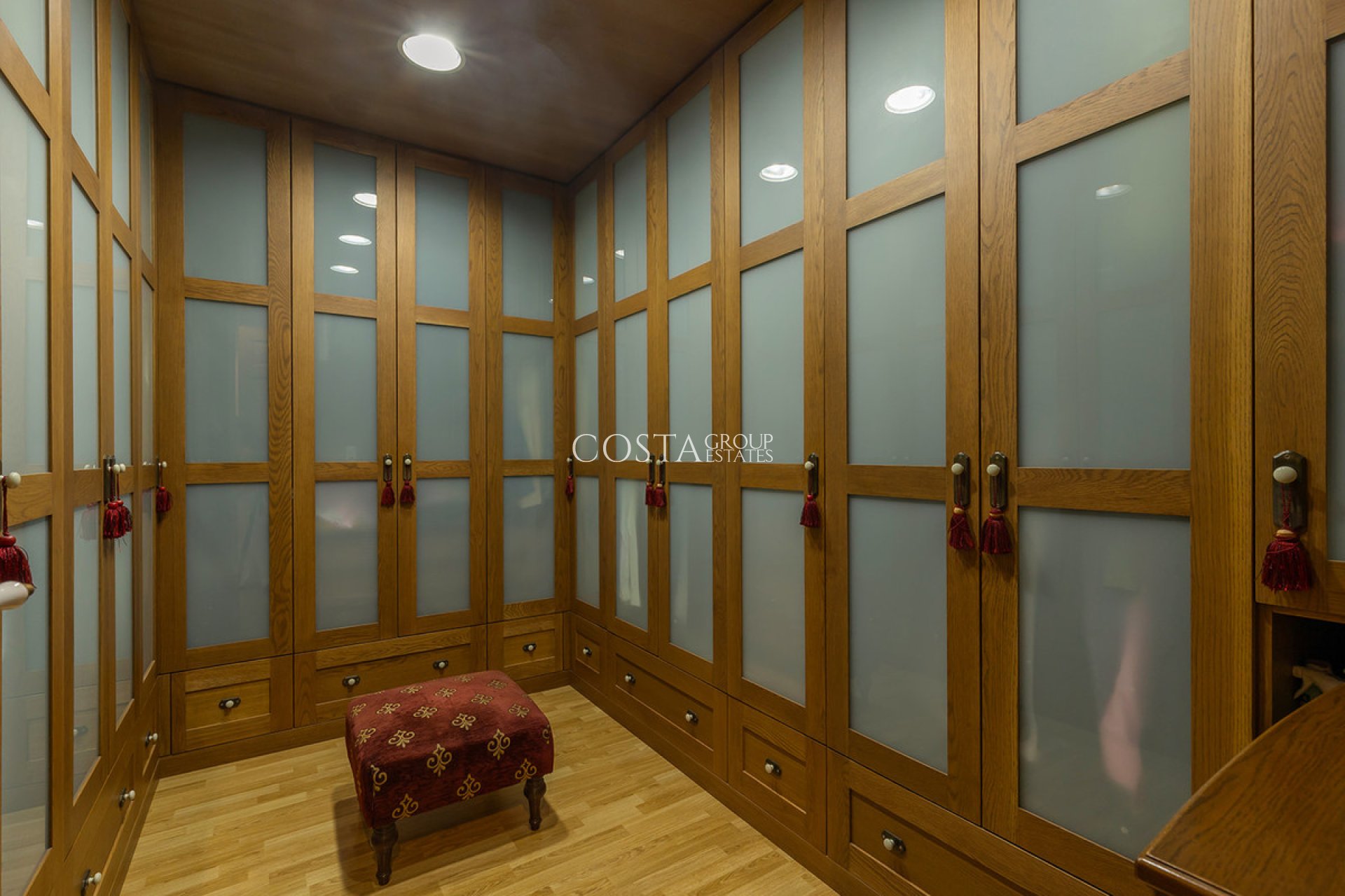 Resale - Villa -
Torrevieja - La Veleta