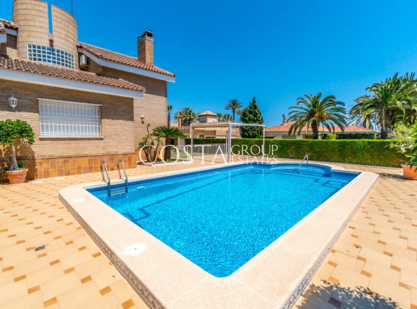 Resale - Villa -
Torrevieja - La Veleta