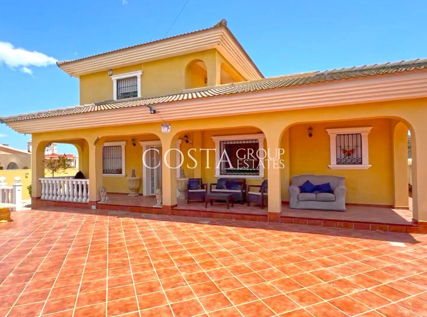 Resale - Villa -
Torrevieja - Los Balcones