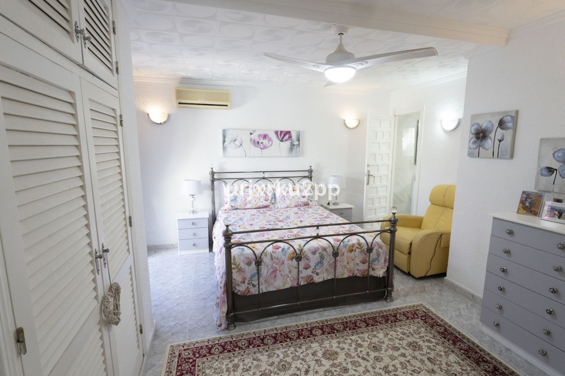 Resale - Villa -
Torrevieja - San Luis