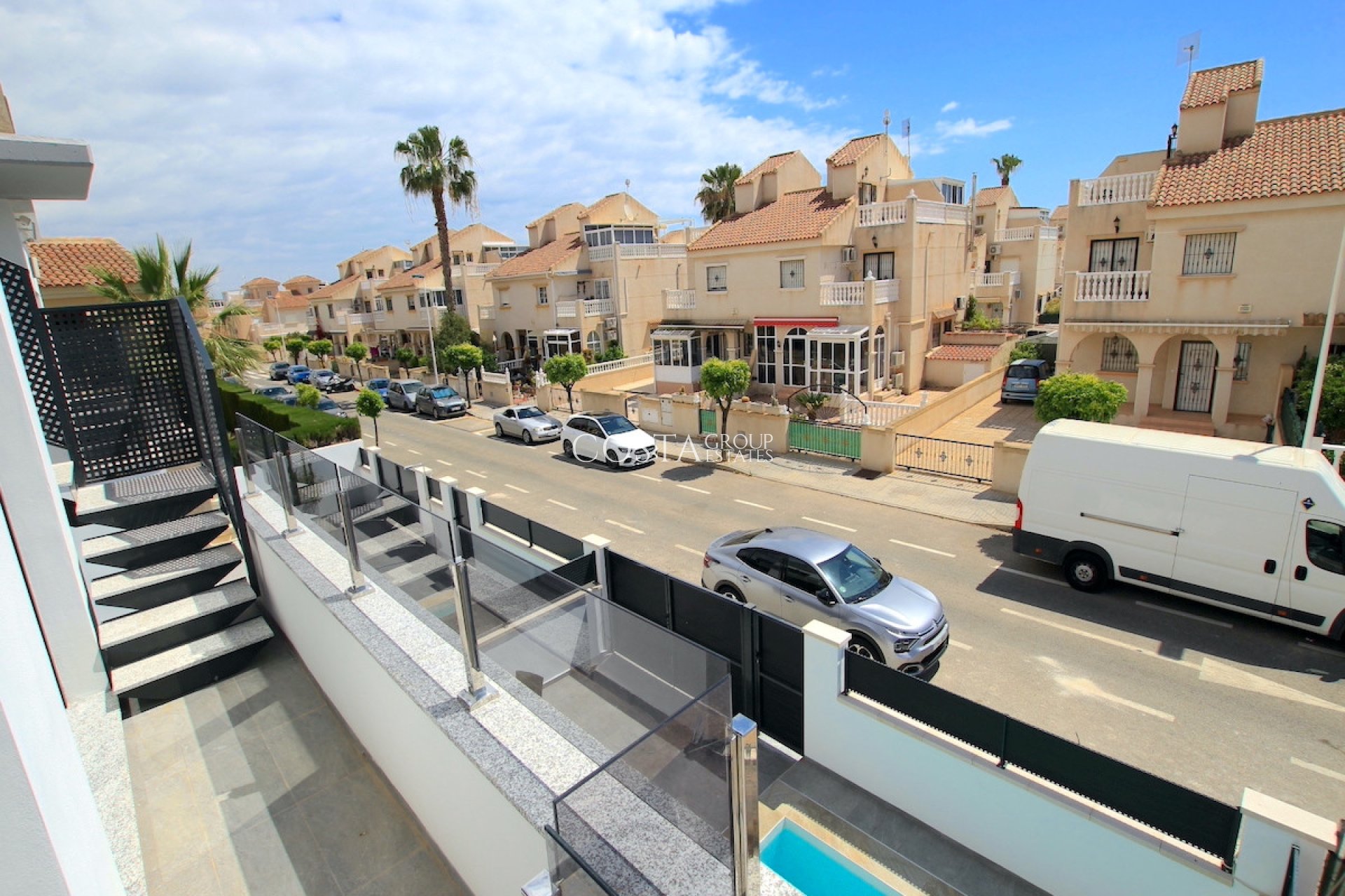 Resale - Villa -
Torrevieja - Torrevieja Centro