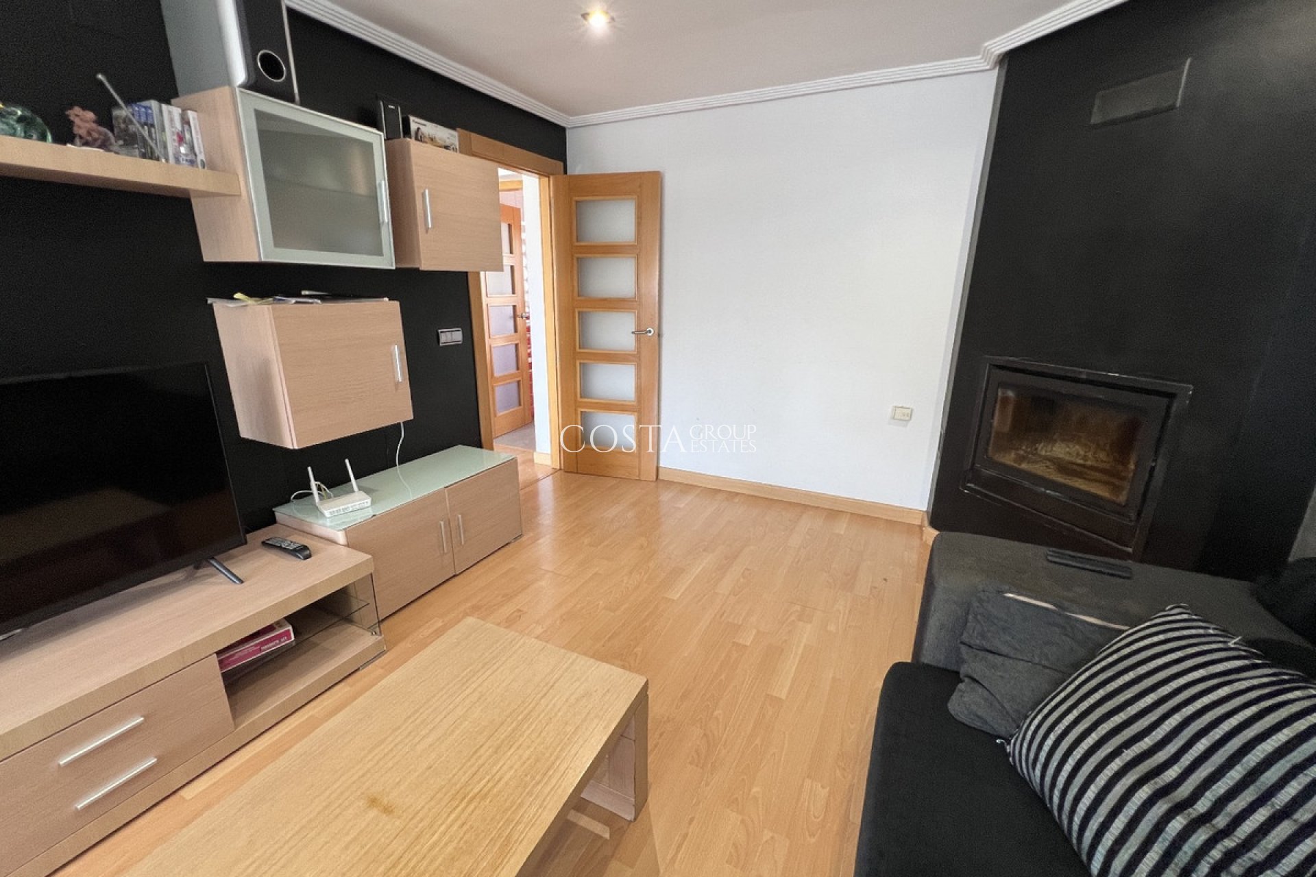 Resale - Villa -
Torrevieja - Torrevieja Centro