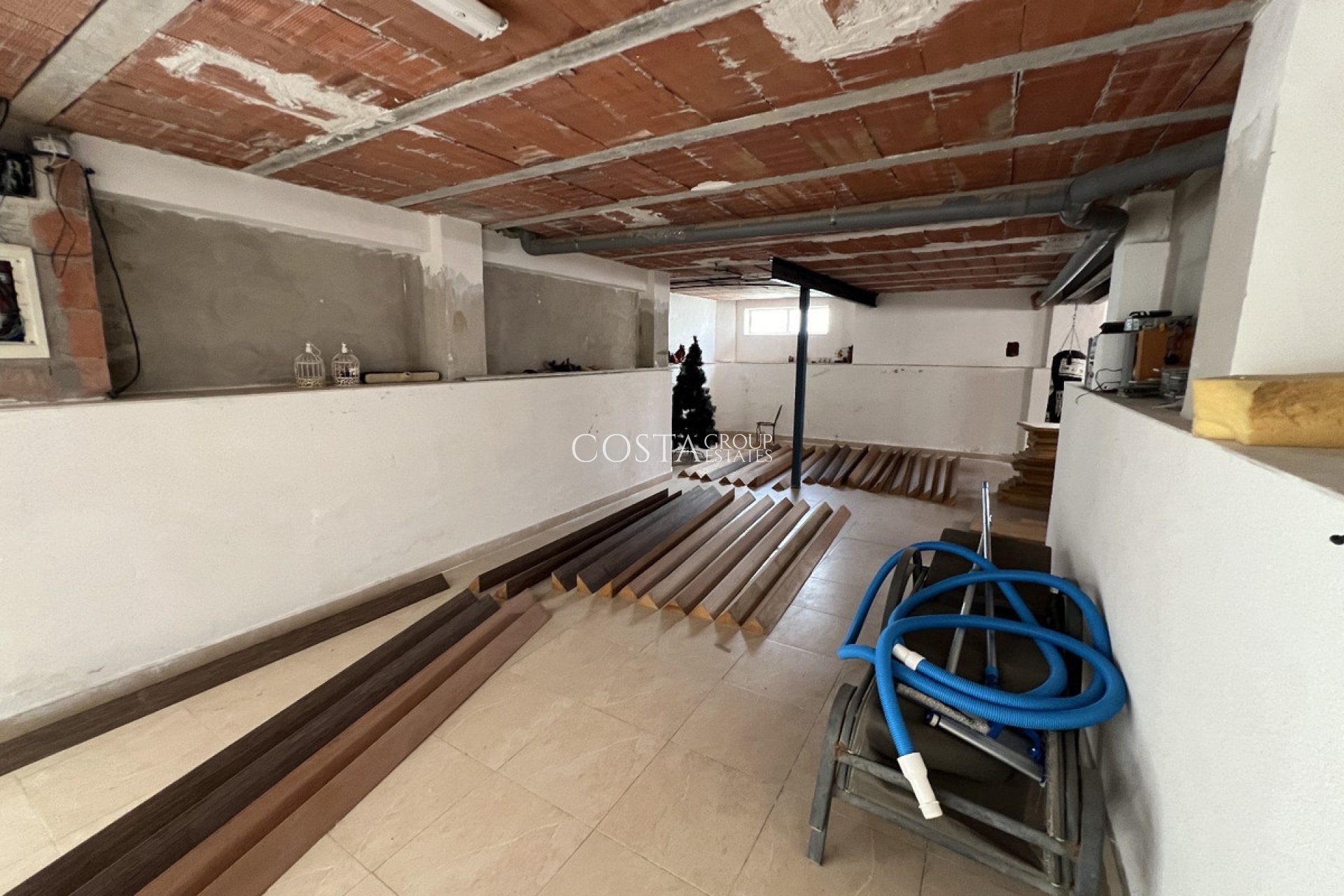 Resale - Villa -
Torrevieja - Torrevieja Centro