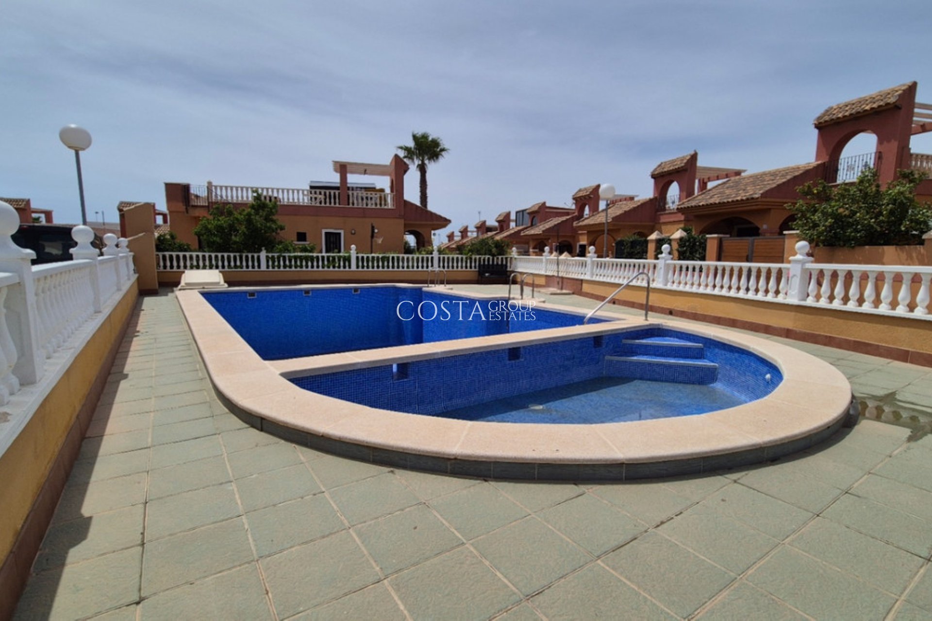 Resale - Villa -
Torrevieja - Torrevieja Centro