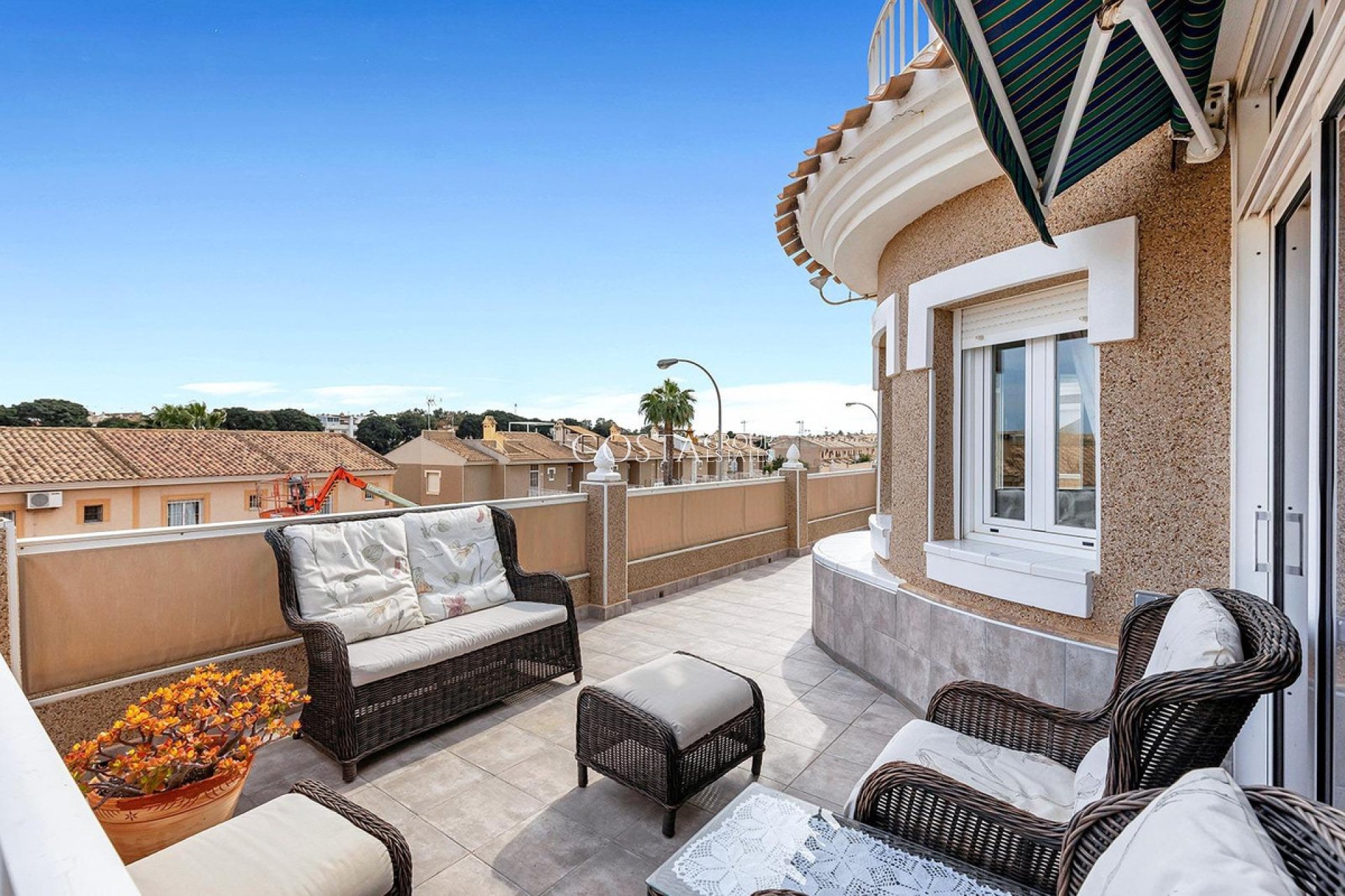 Resale - Villa -
Torrevieja - Torrevieja Centro