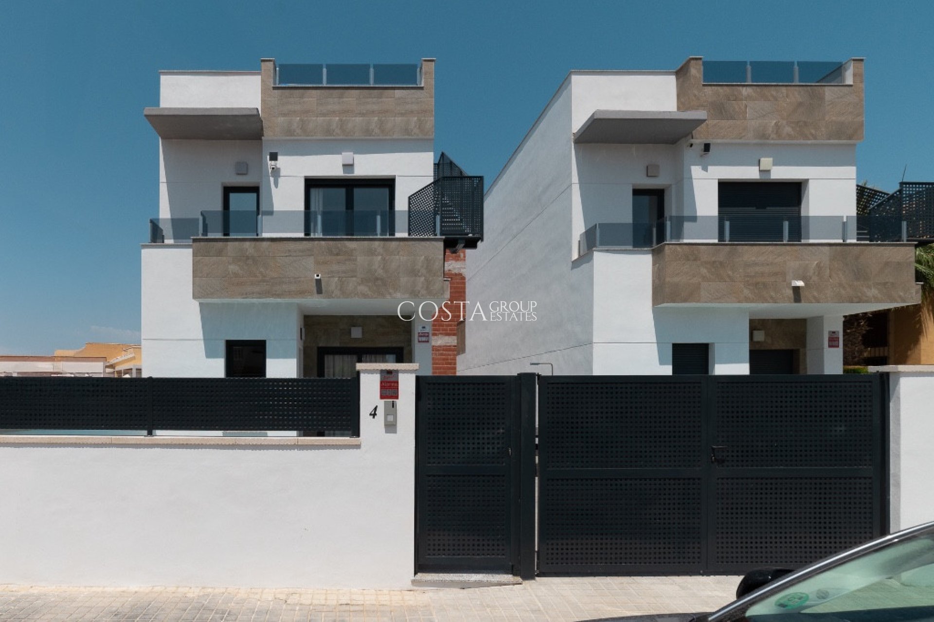 Resale - Villa -
Torrevieja - Torrevieja Centro