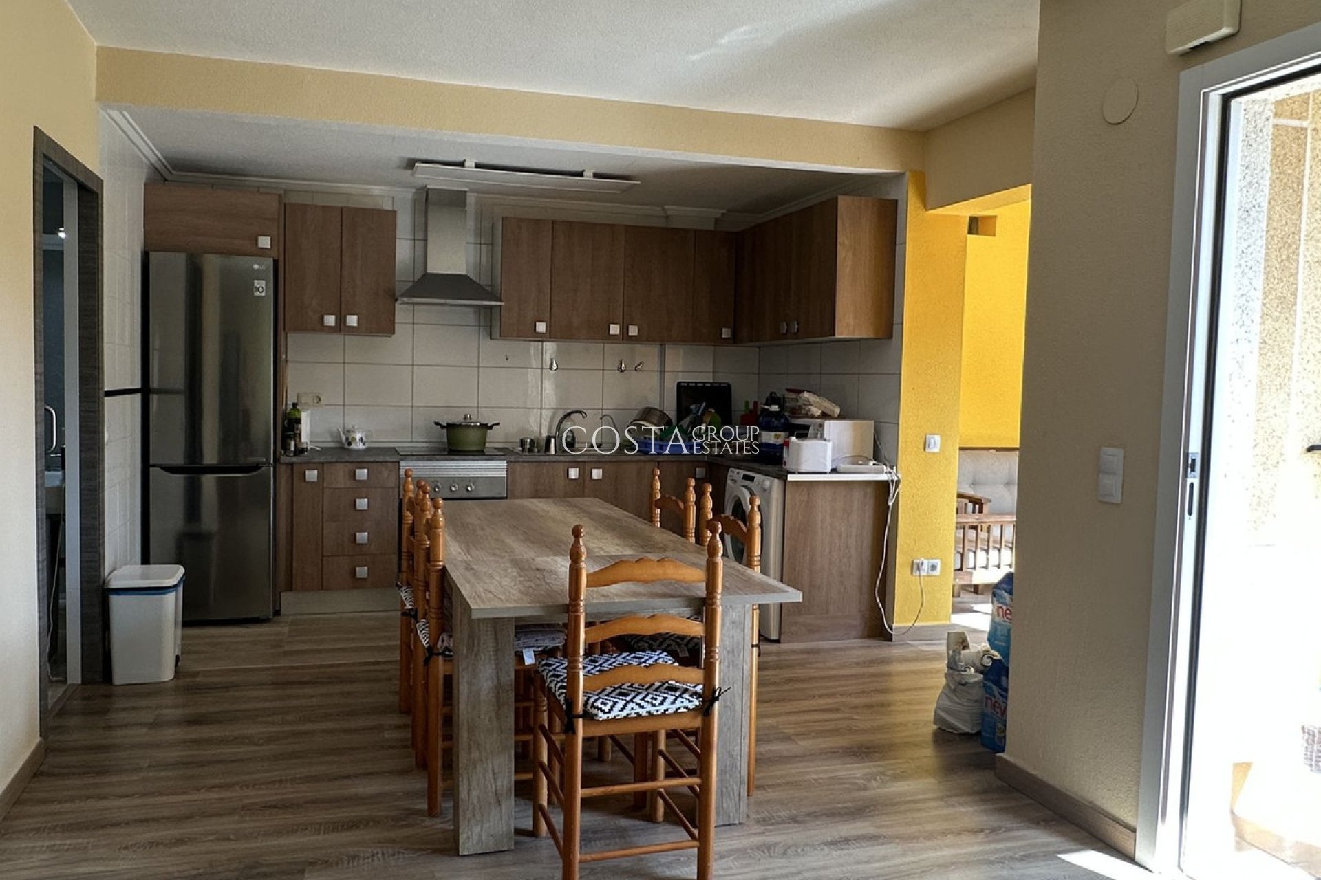 Resale - Villa -
Torrevieja - Torrevieja Centro