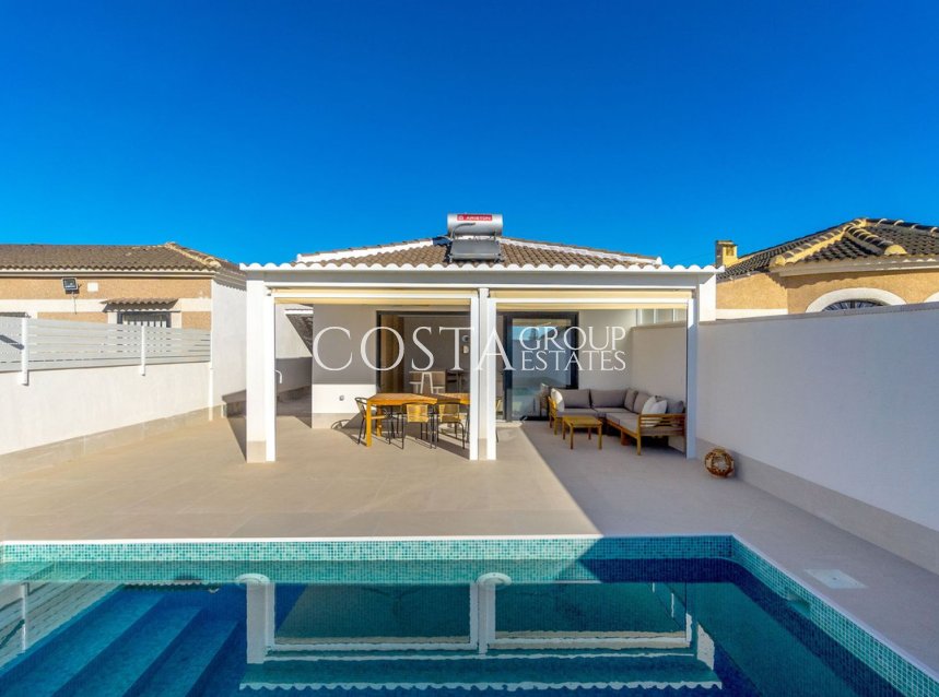 Resale - Villa -
Torrevieja - Torrevieja Centro