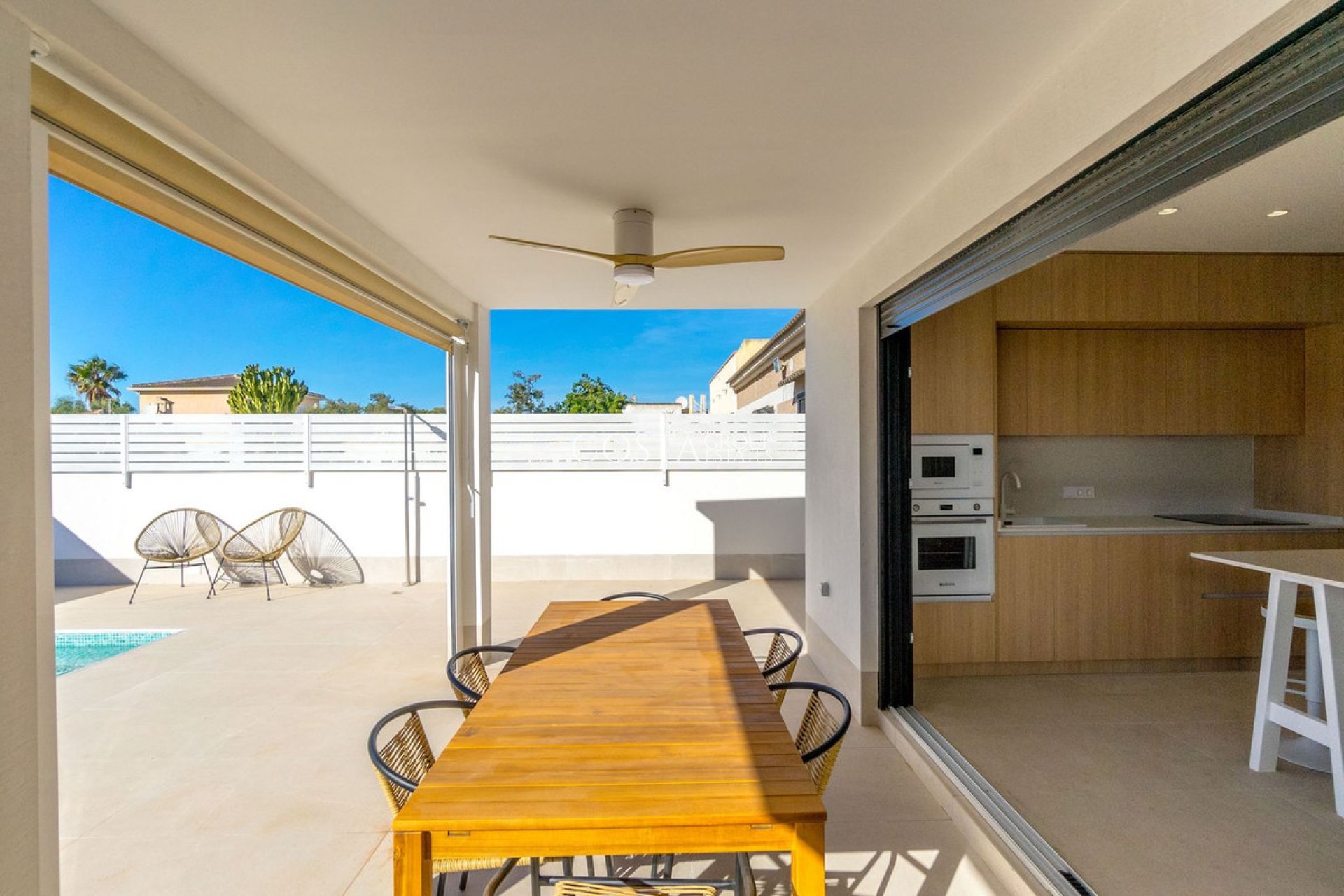 Resale - Villa -
Torrevieja - Torrevieja Centro