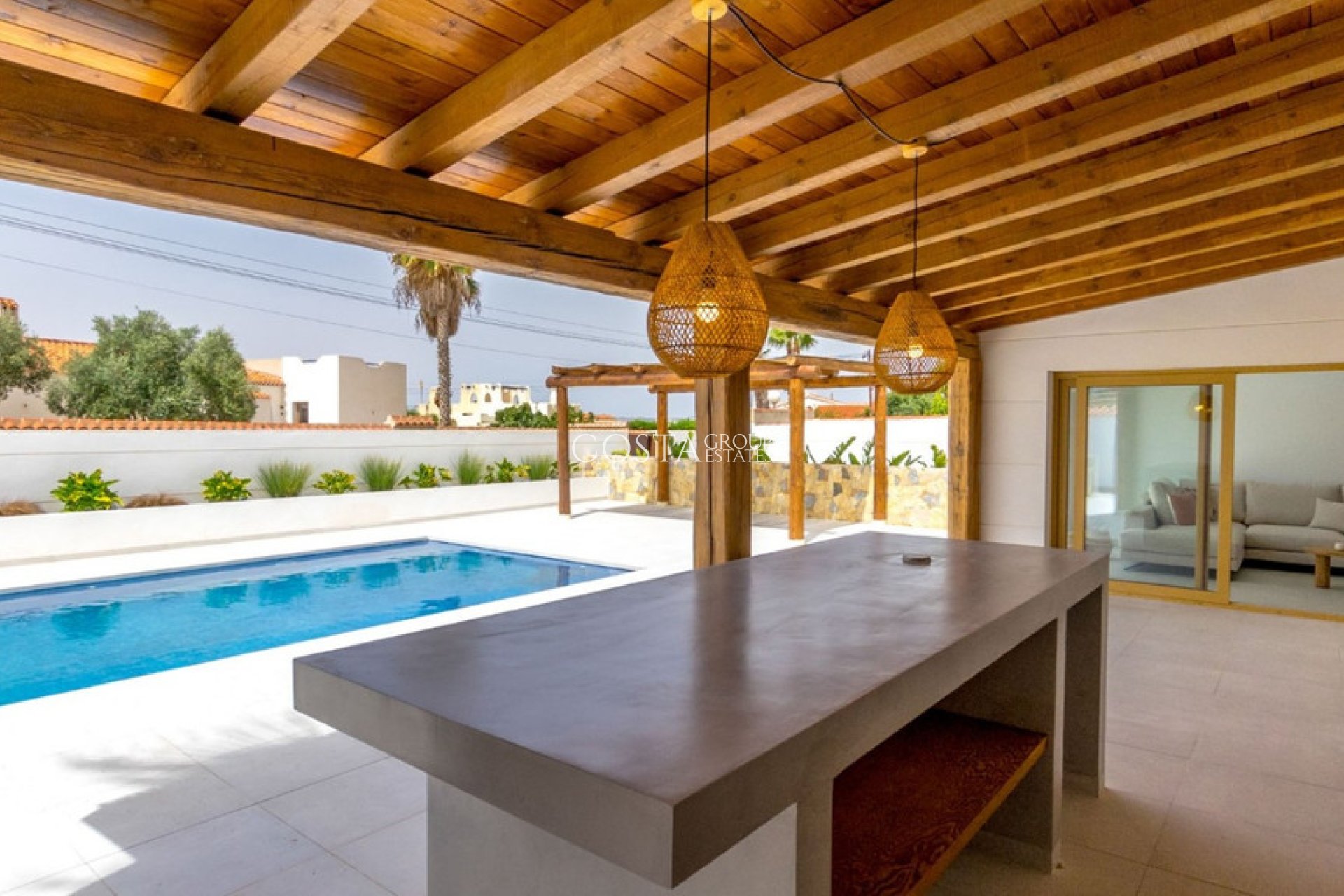 Resale - Villa -
Torrevieja - Torrevieja Centro