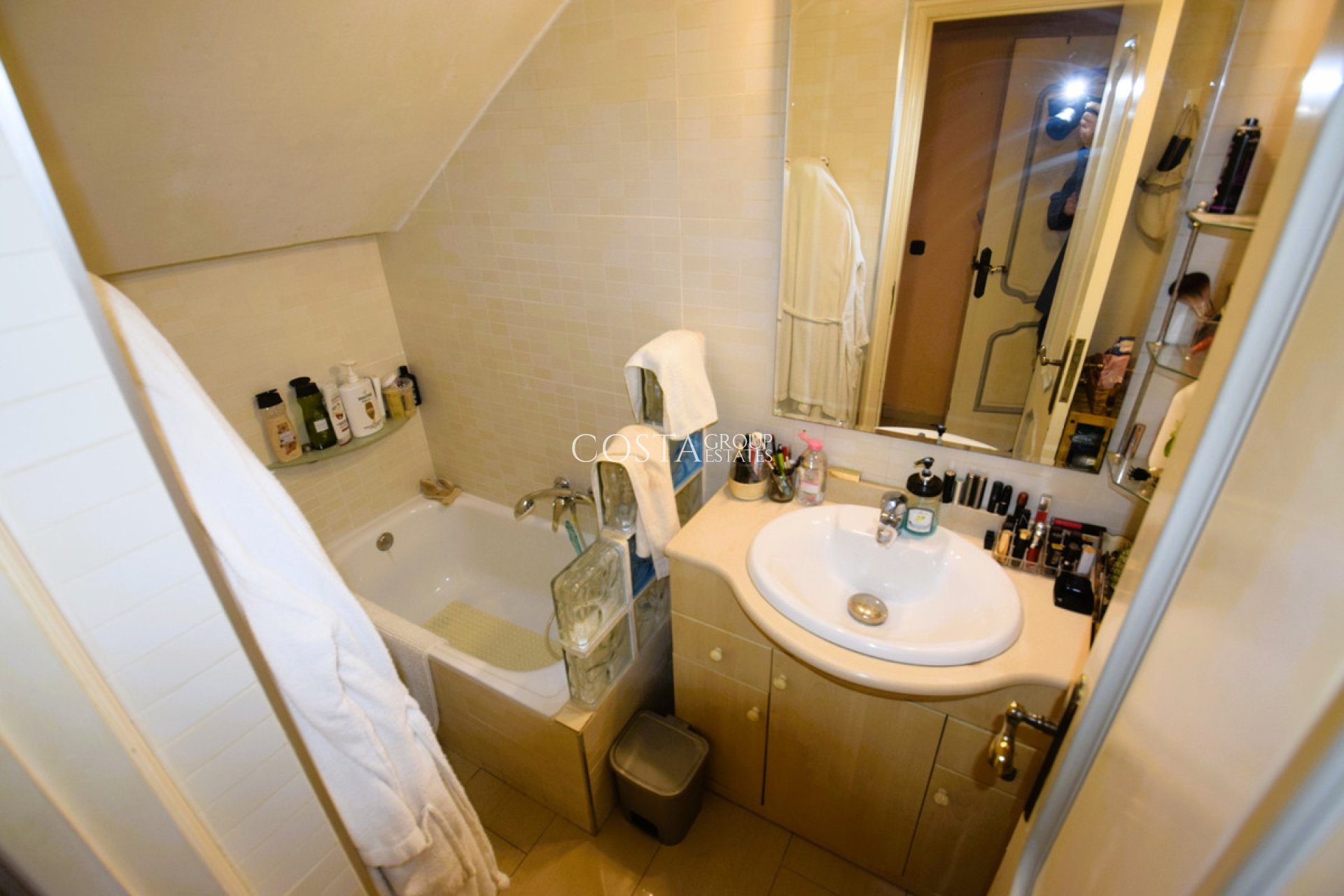 Resale - Villa -
Torrevieja - Torrevieja Centro
