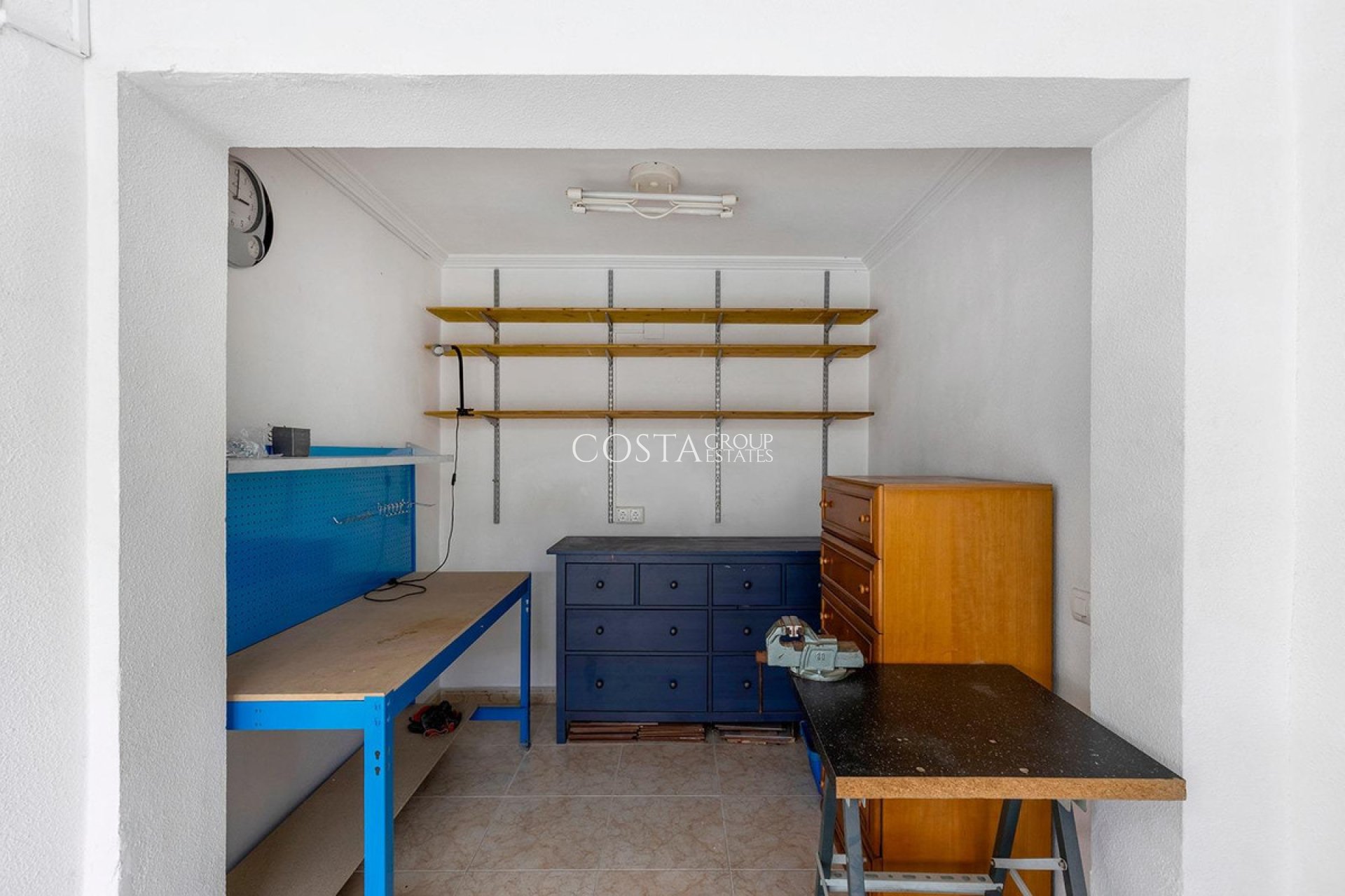 Resale - Villa -
Torrevieja - Torrevieja Centro