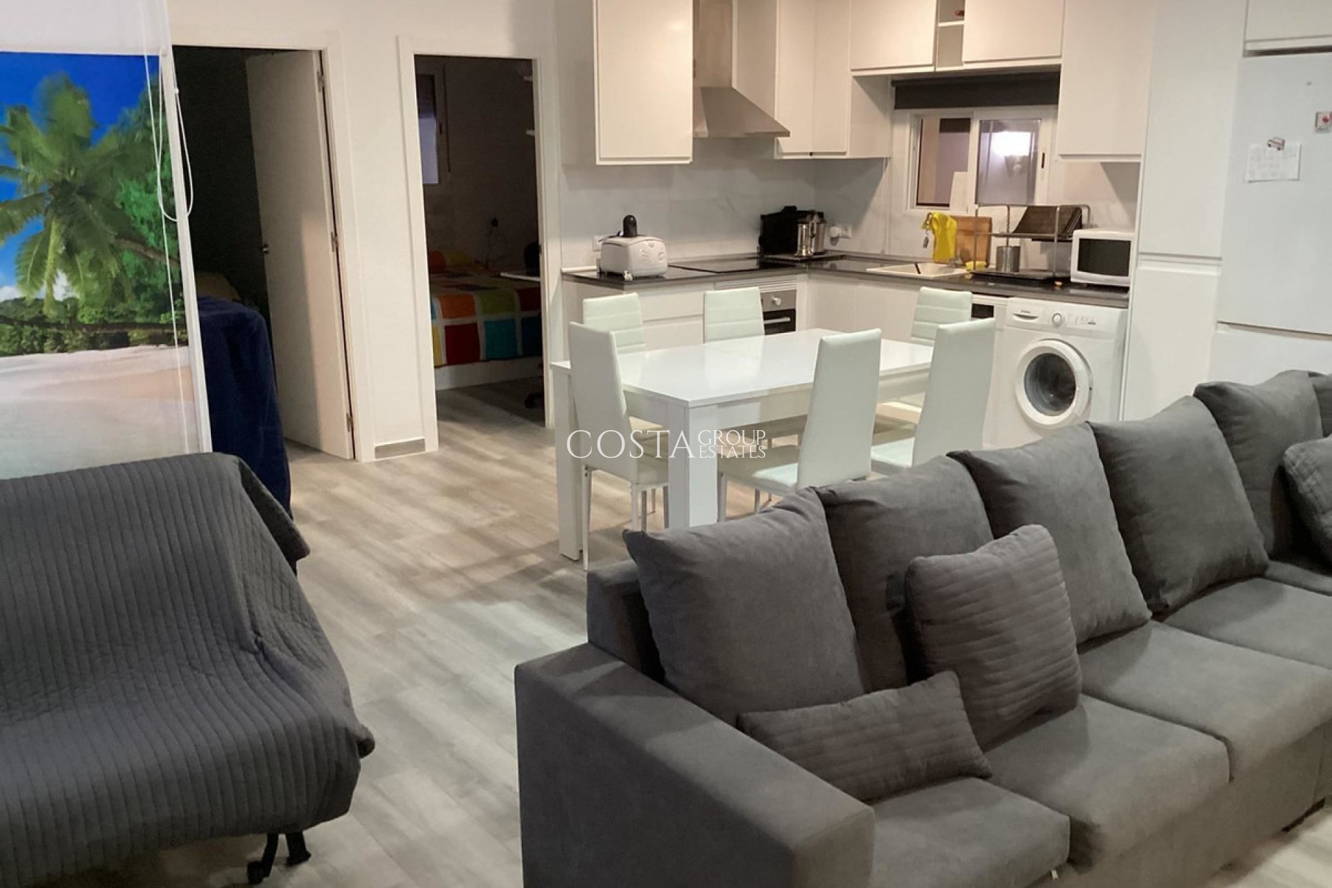 Resale - Villa -
Torrevieja - Torrevieja Centro