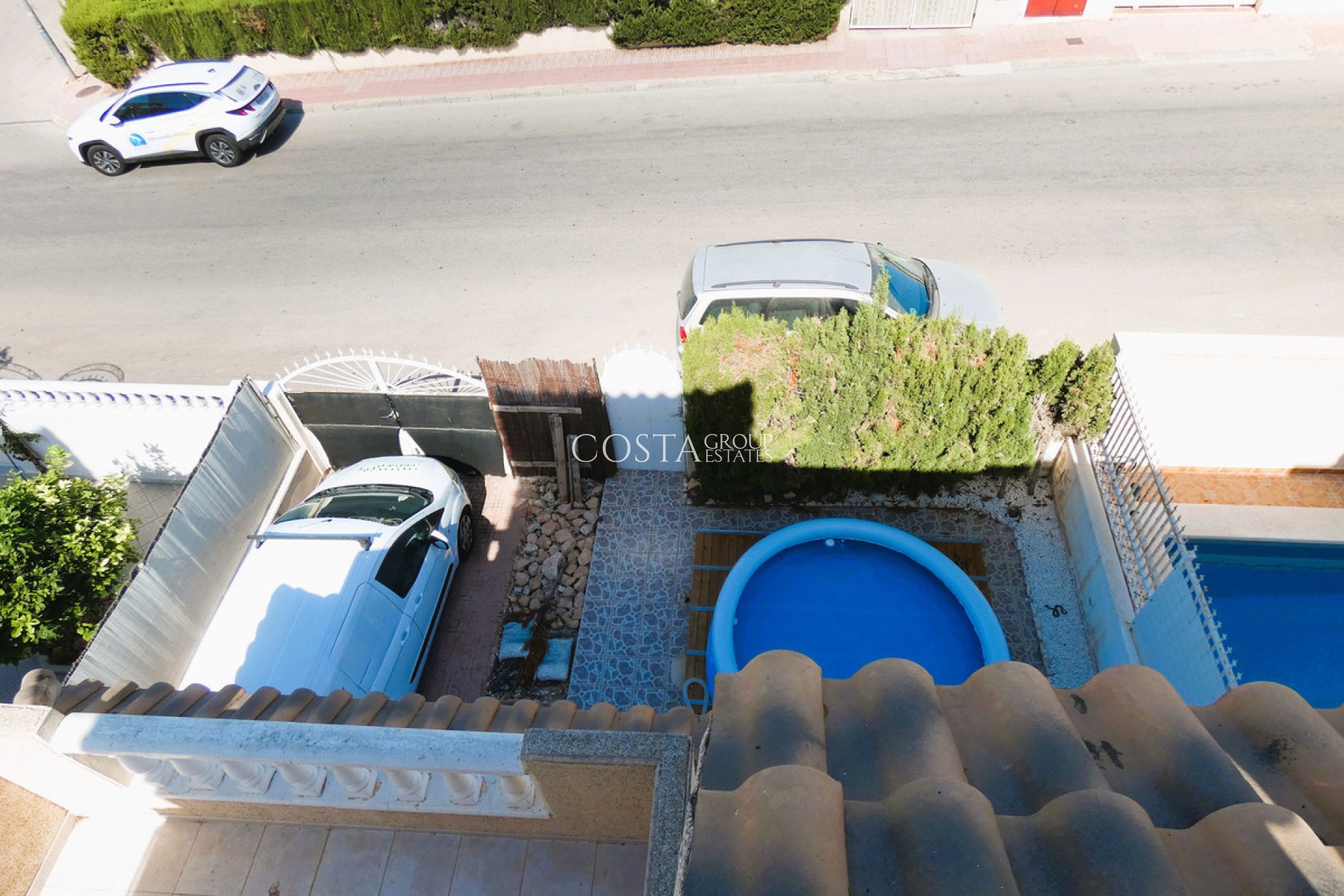 Resale - Villa -
Torrevieja