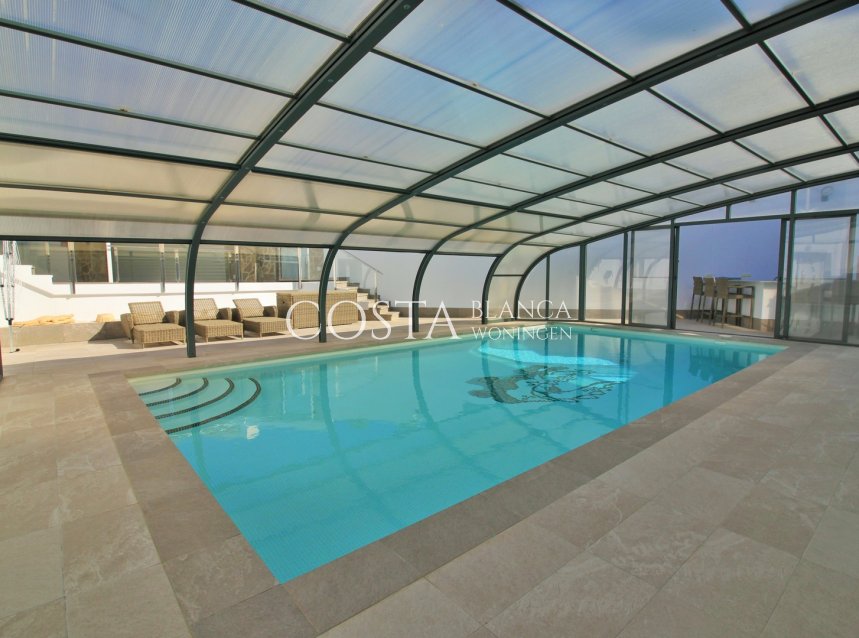 Resale - Villa -
Villamartín