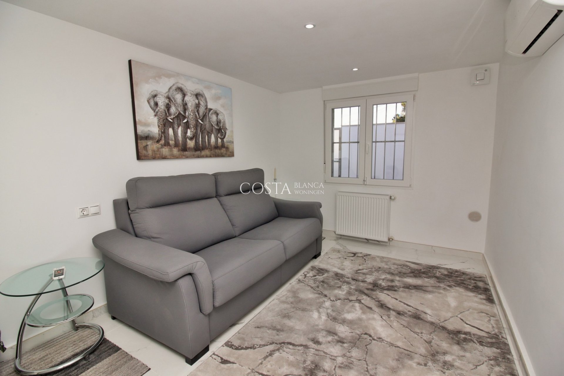 Resale - Villa -
Villamartín