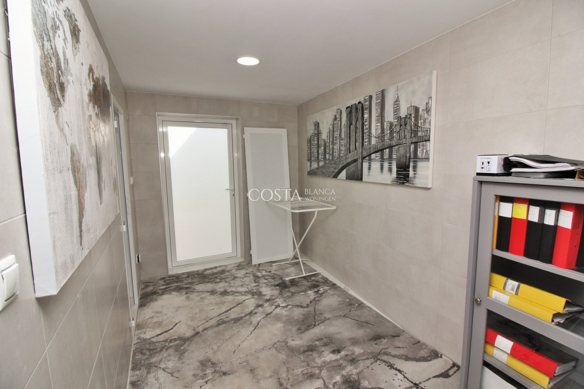 Resale - Villa -
Villamartín