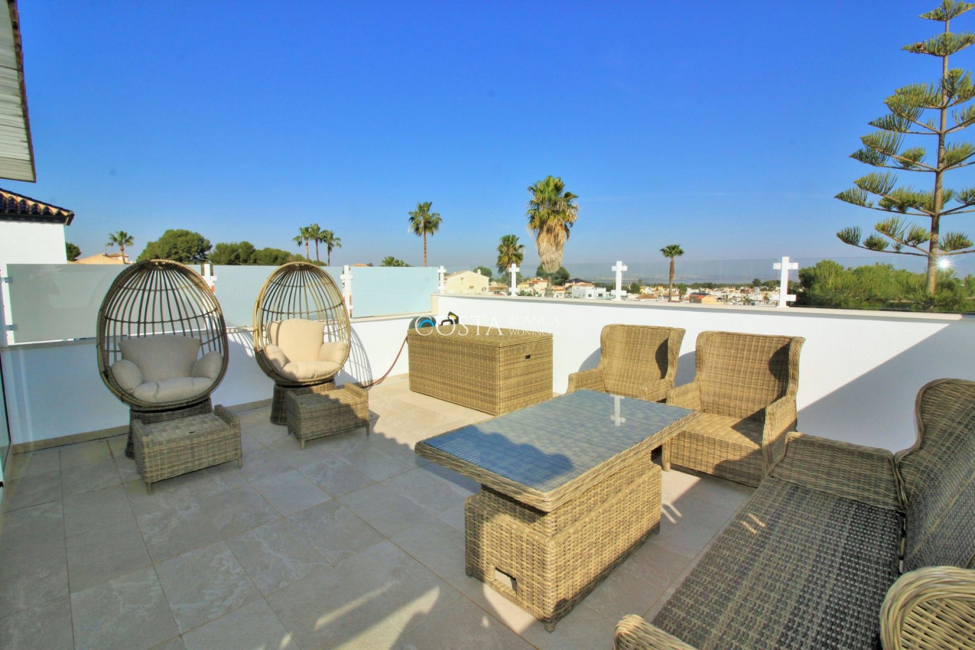 Resale - Villa -
Villamartín