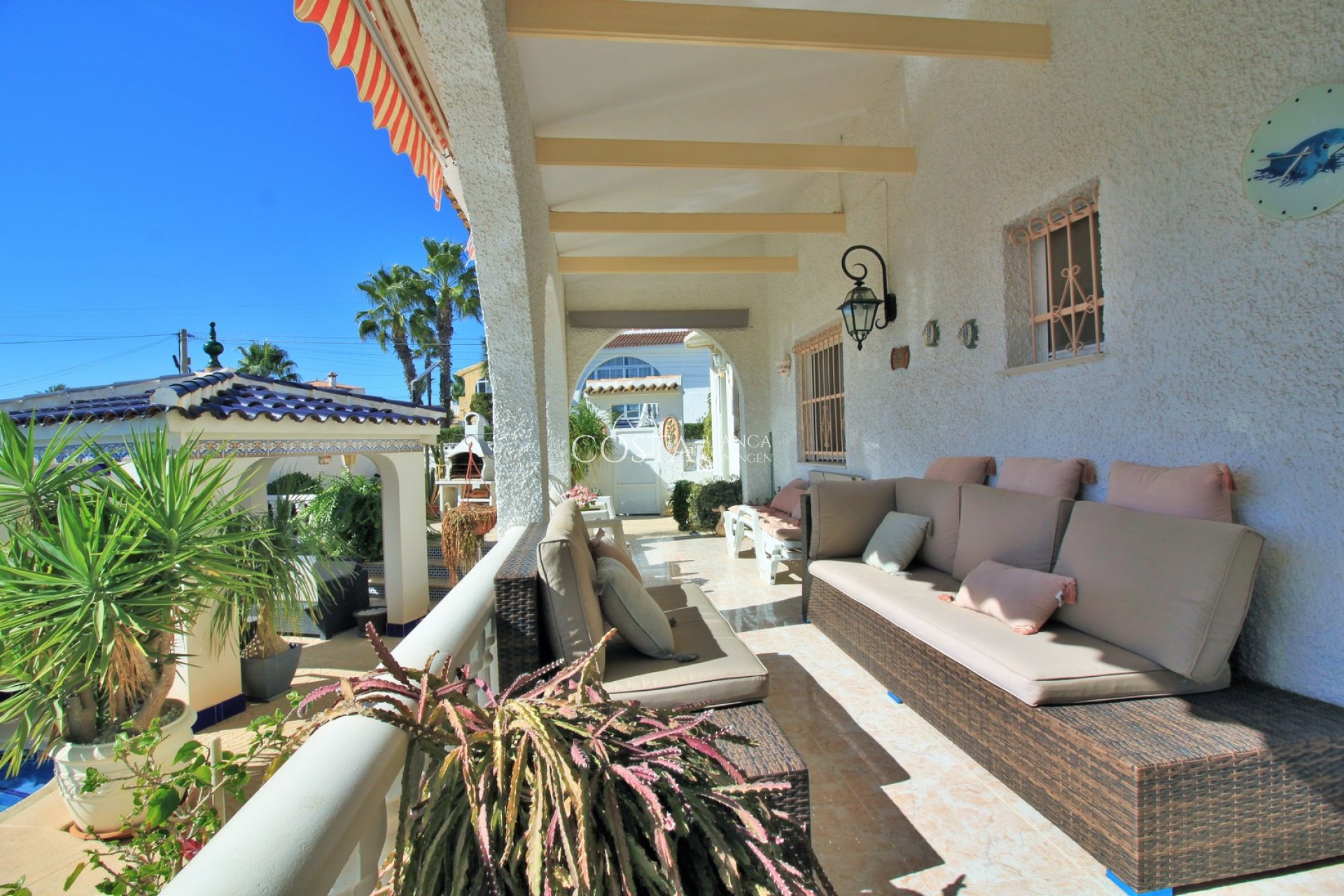 Resale - Villa -
Villamartín