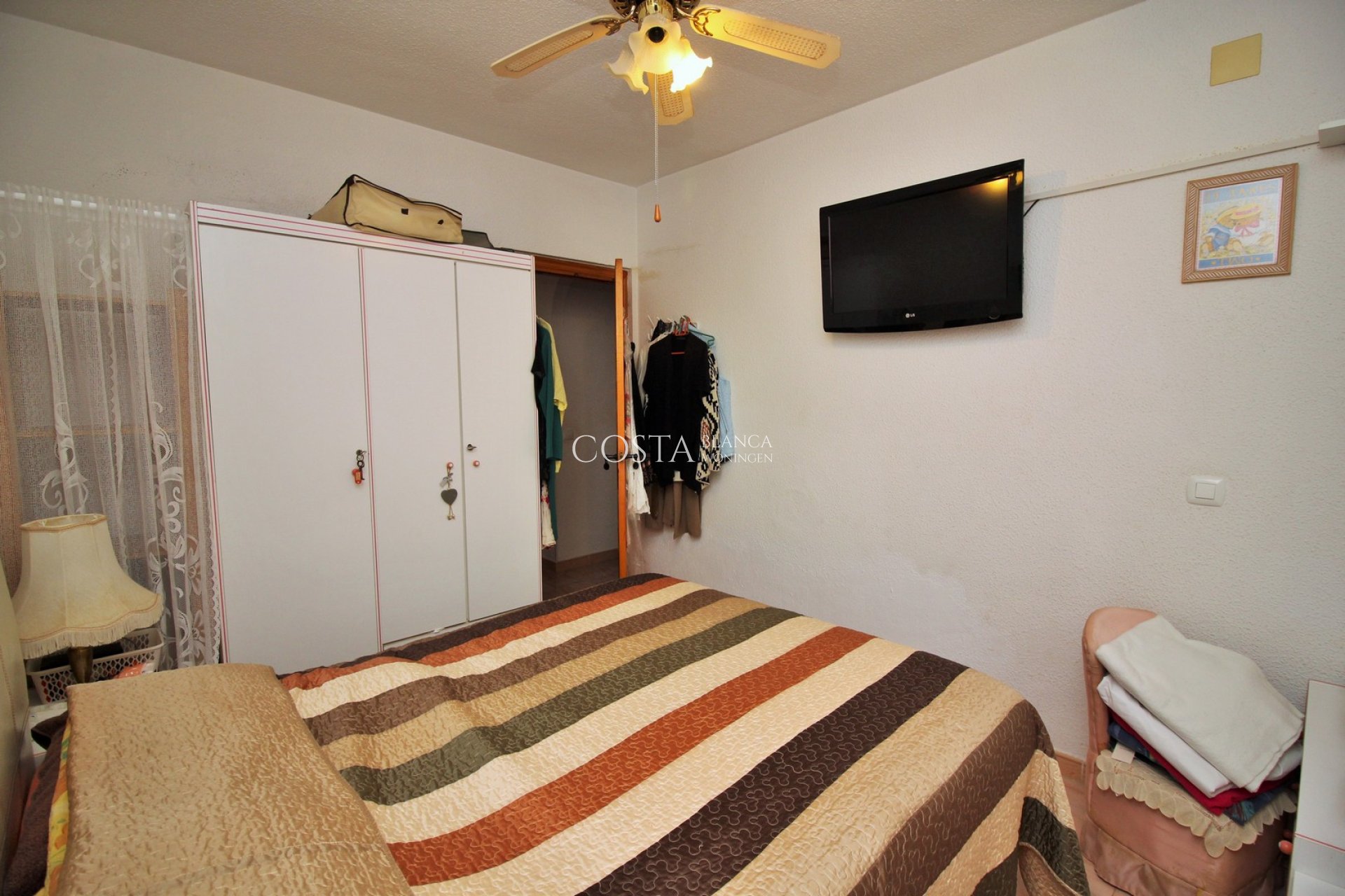 Resale - Villa -
Villamartín