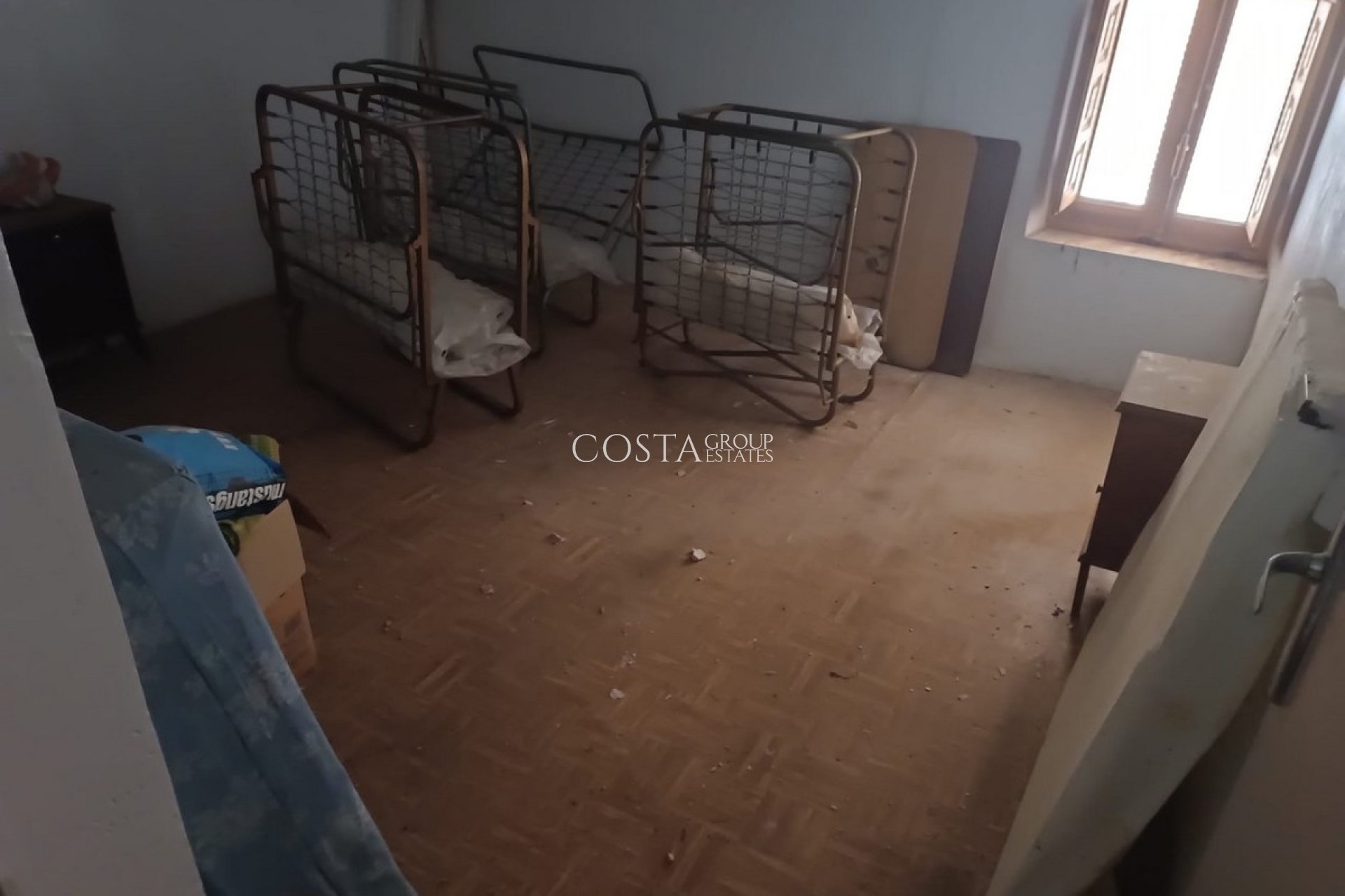 Resale - Villa -
Yecla - Yecla Centro