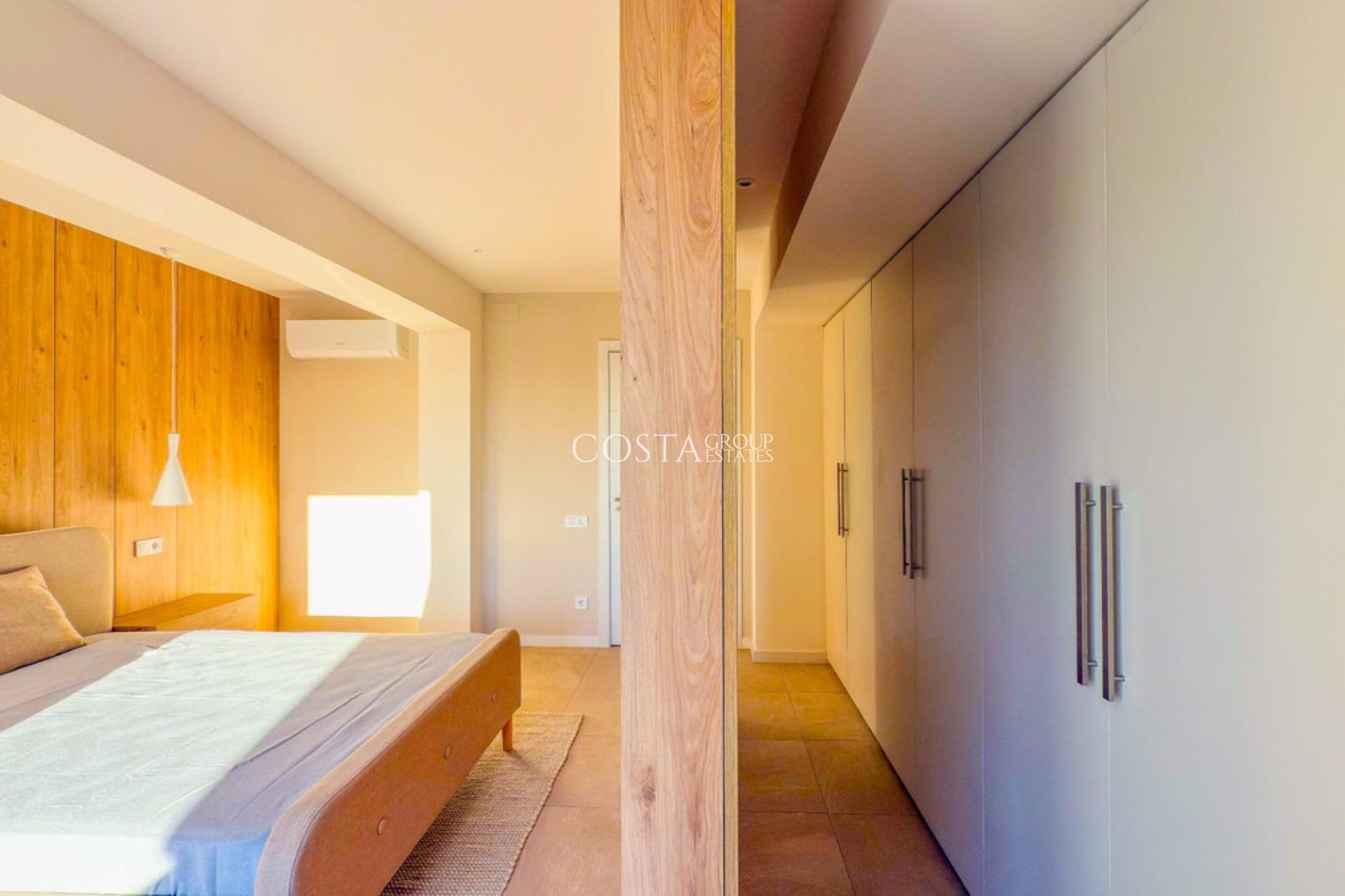 Revente - Apartments -
Alicante - Alicante Centro