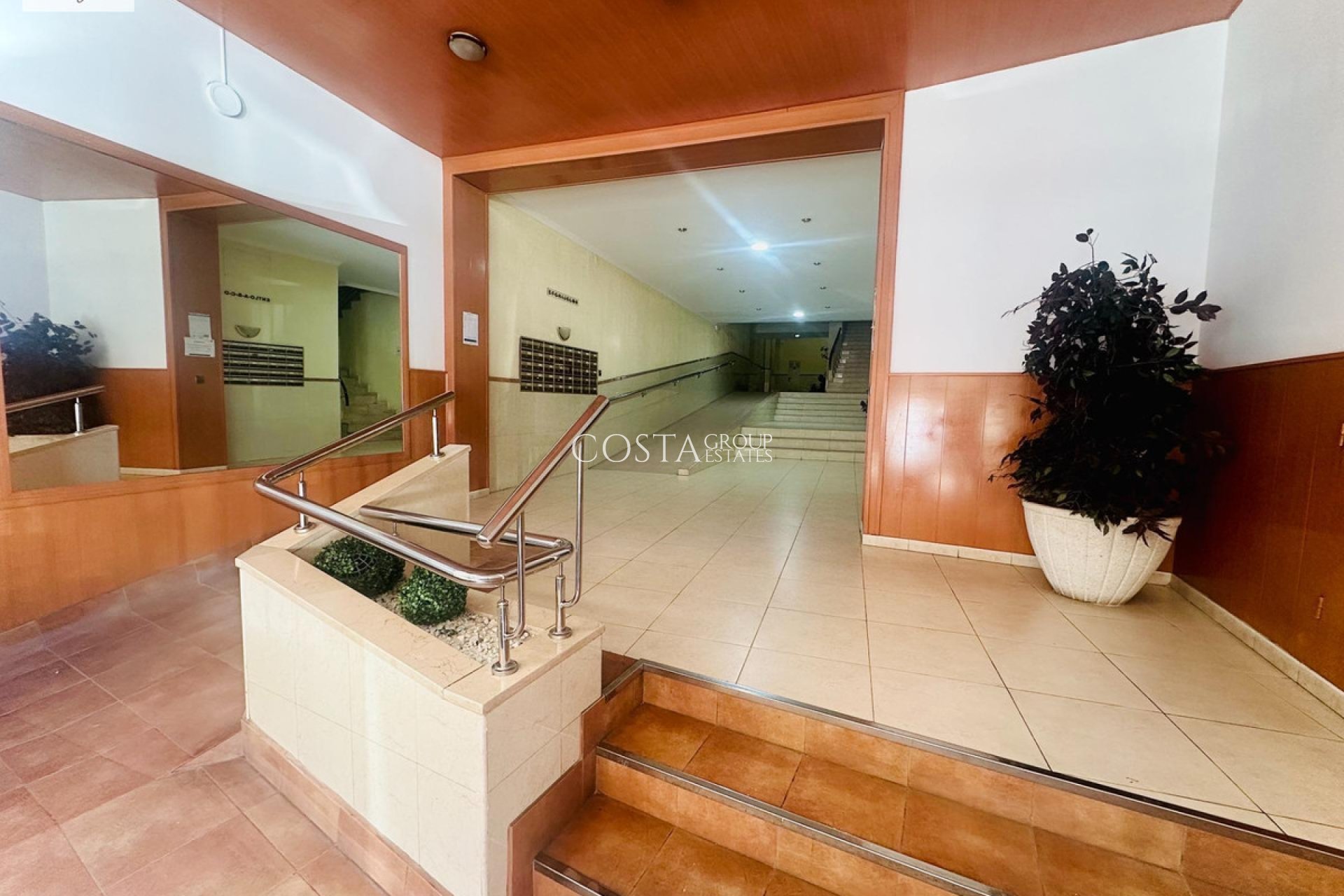 Revente - Apartments -
Alicante - Alicante Centro