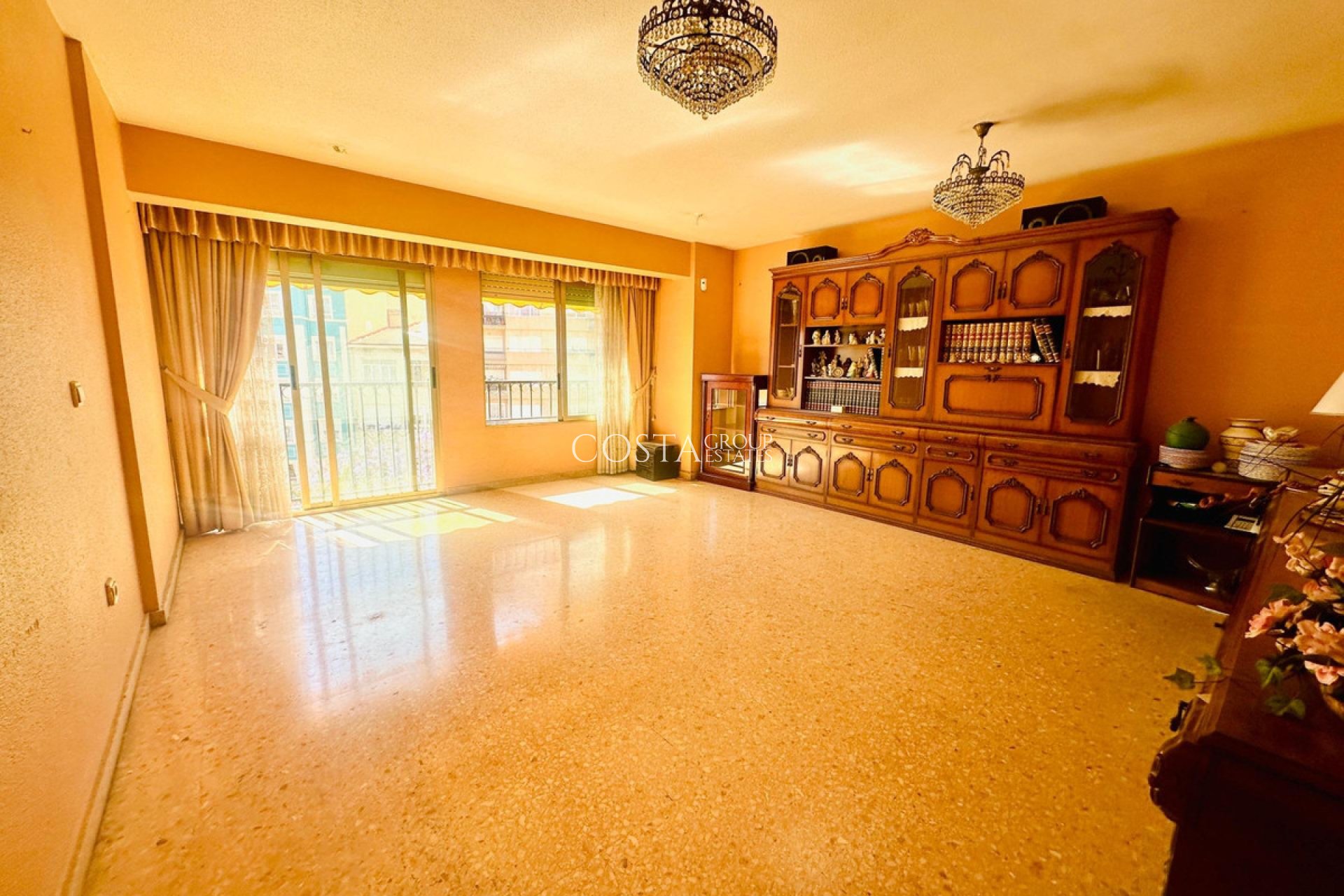 Revente - Apartments -
Alicante - Alicante Centro