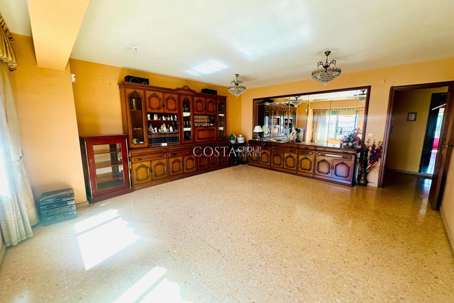 Revente - Apartments -
Alicante - Alicante Centro