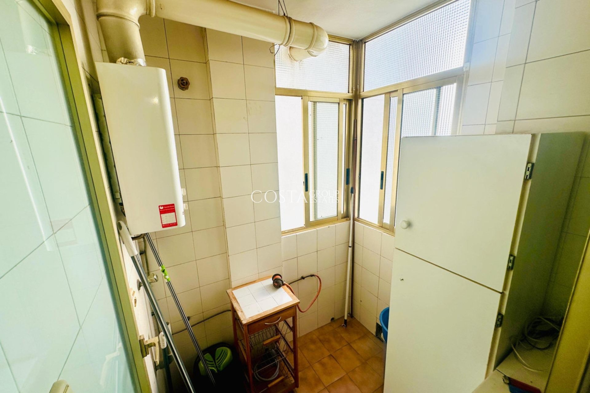 Revente - Apartments -
Alicante - Alicante Centro