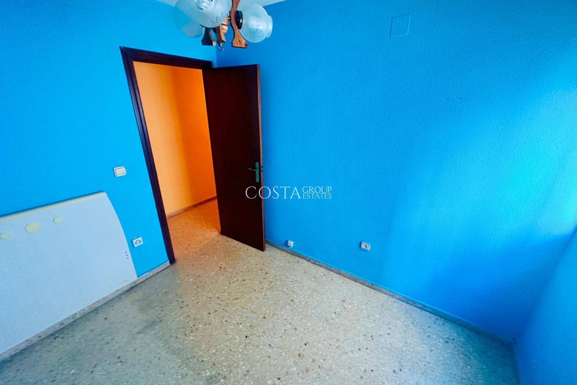 Revente - Apartments -
Alicante - Alicante Centro
