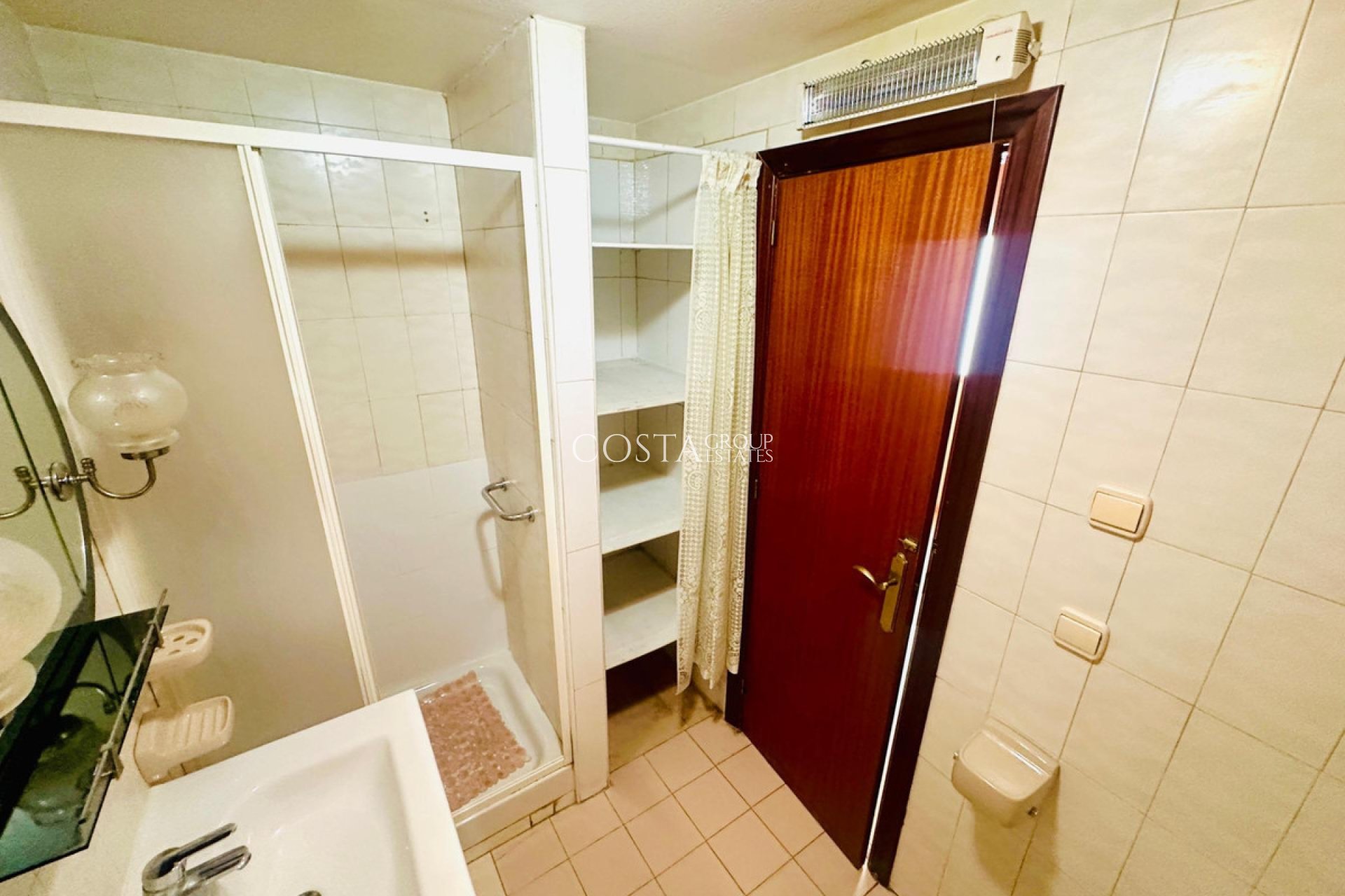 Revente - Apartments -
Alicante - Alicante Centro