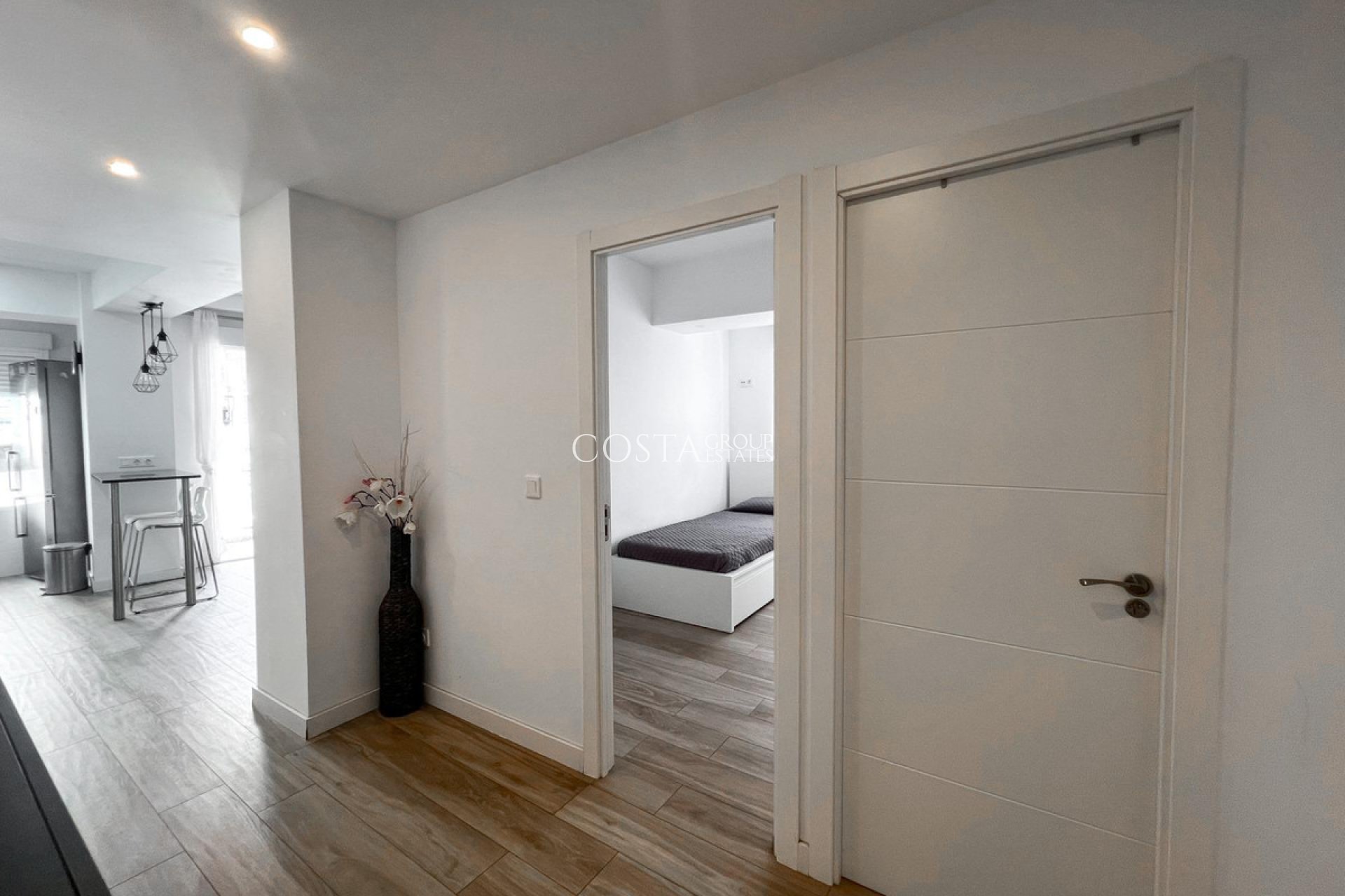 Revente - Apartments -
Alicante - Alicante Centro