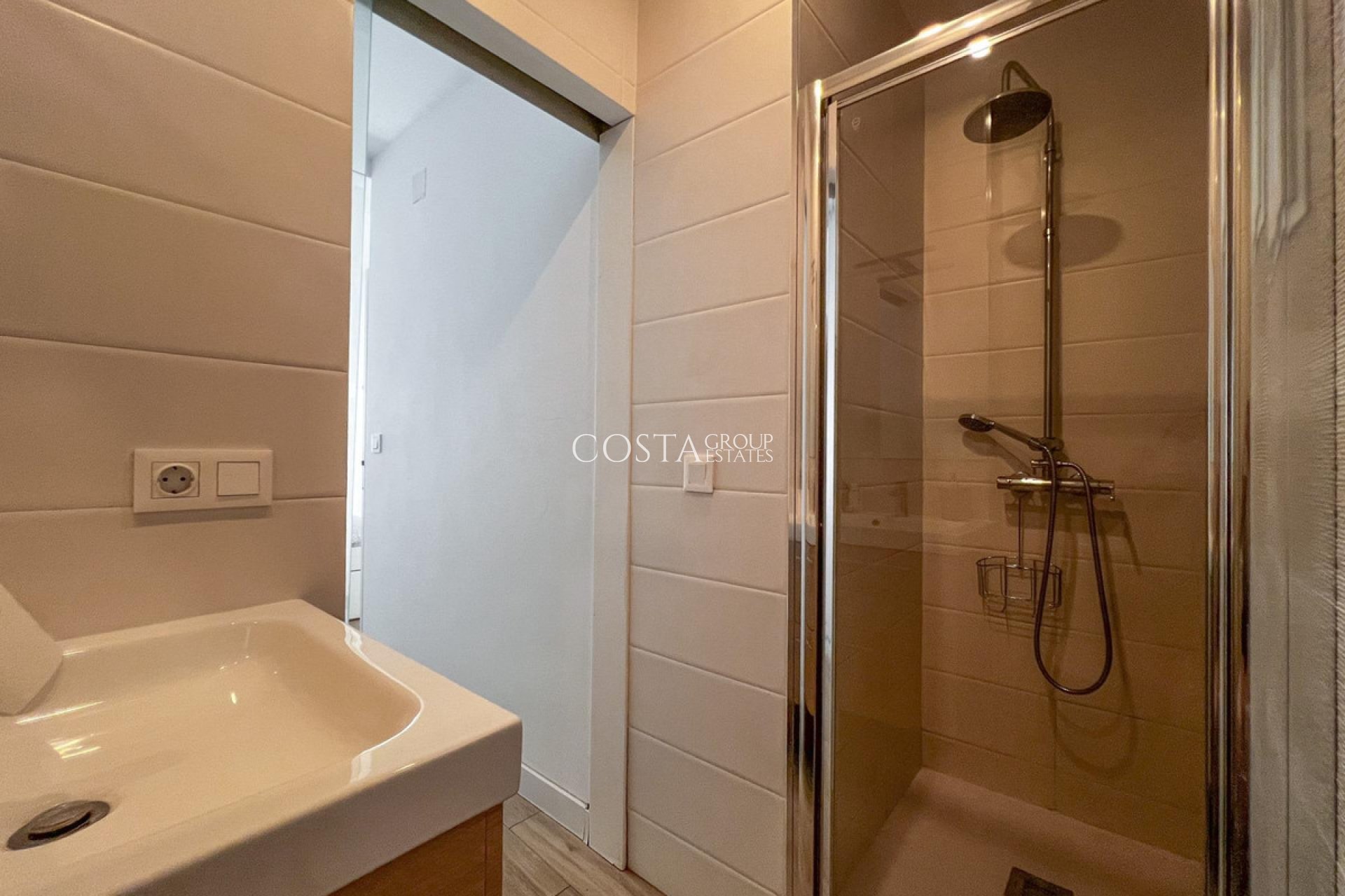 Revente - Apartments -
Alicante - Alicante Centro