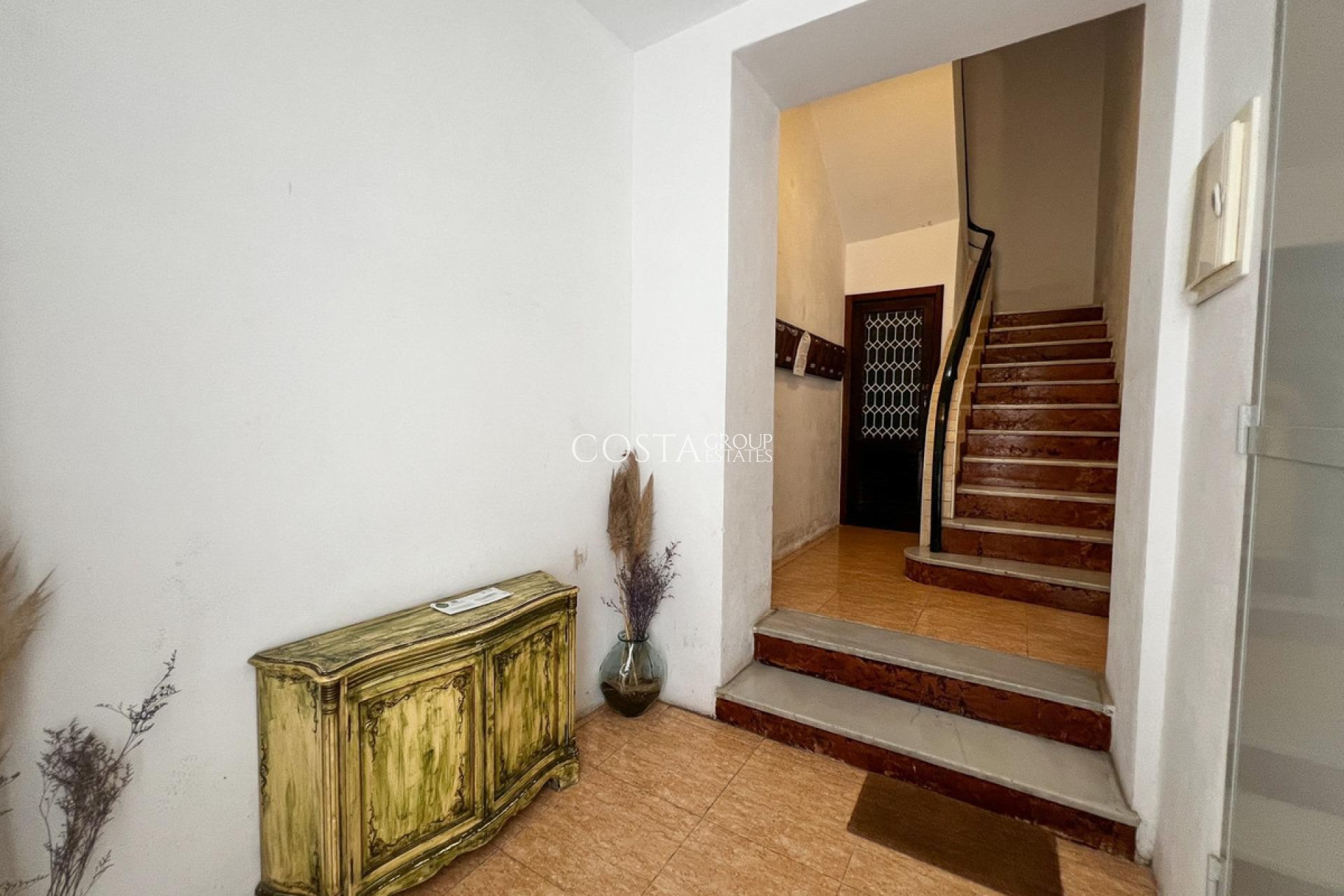 Revente - Apartments -
Alicante - Alicante Centro