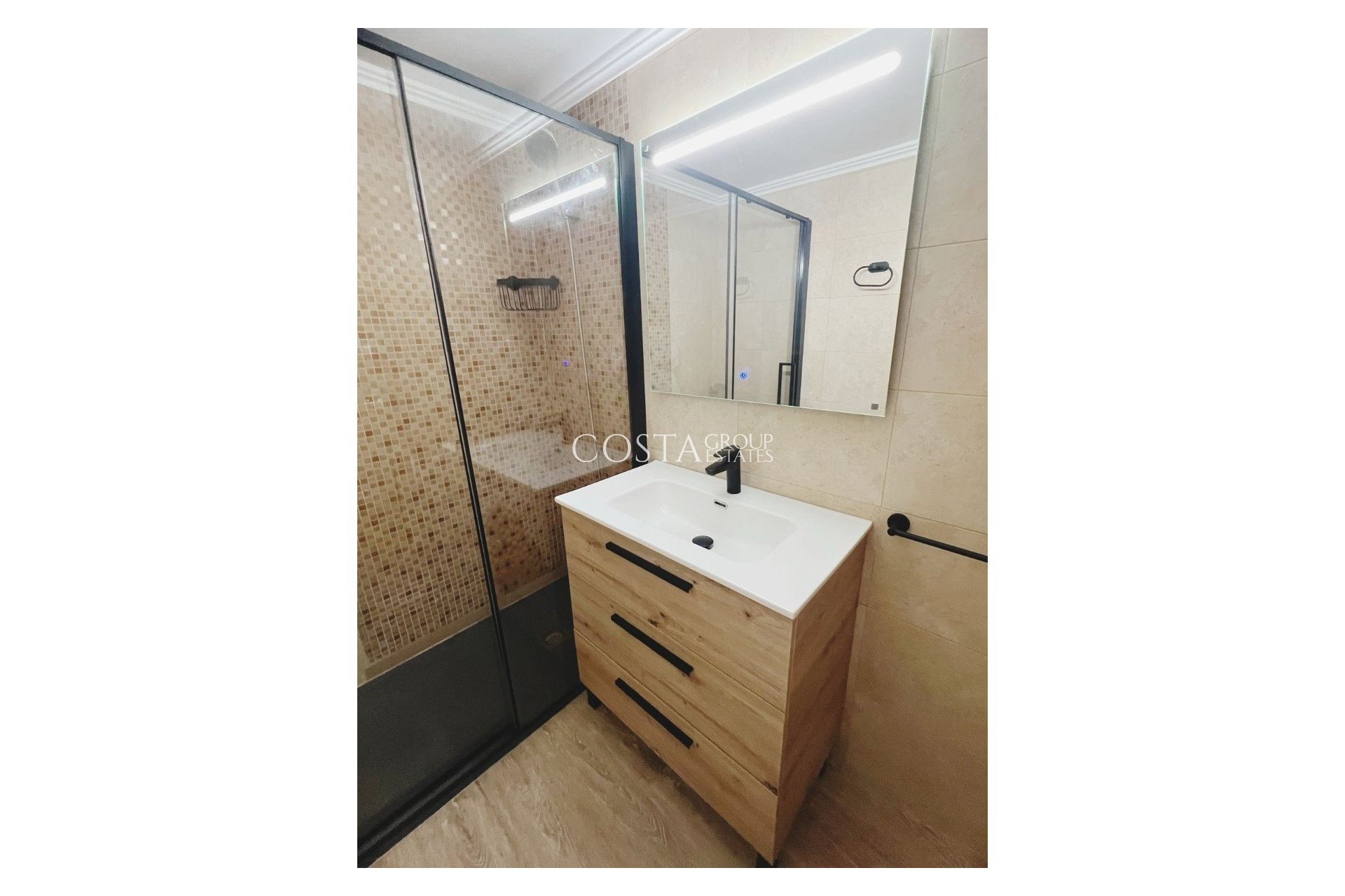 Revente - Apartments -
Alicante - Alicante Centro