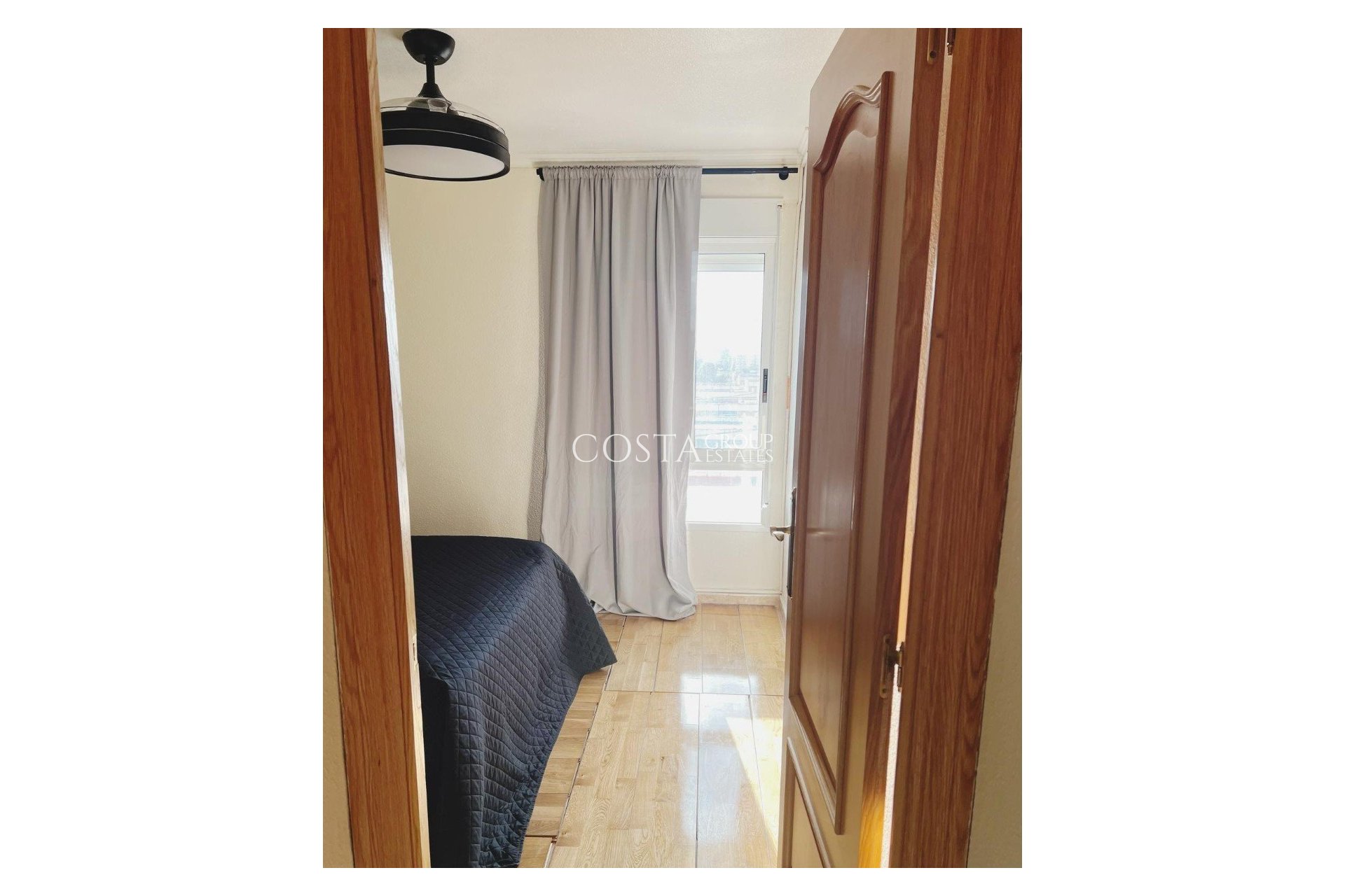 Revente - Apartments -
Alicante - Alicante Centro