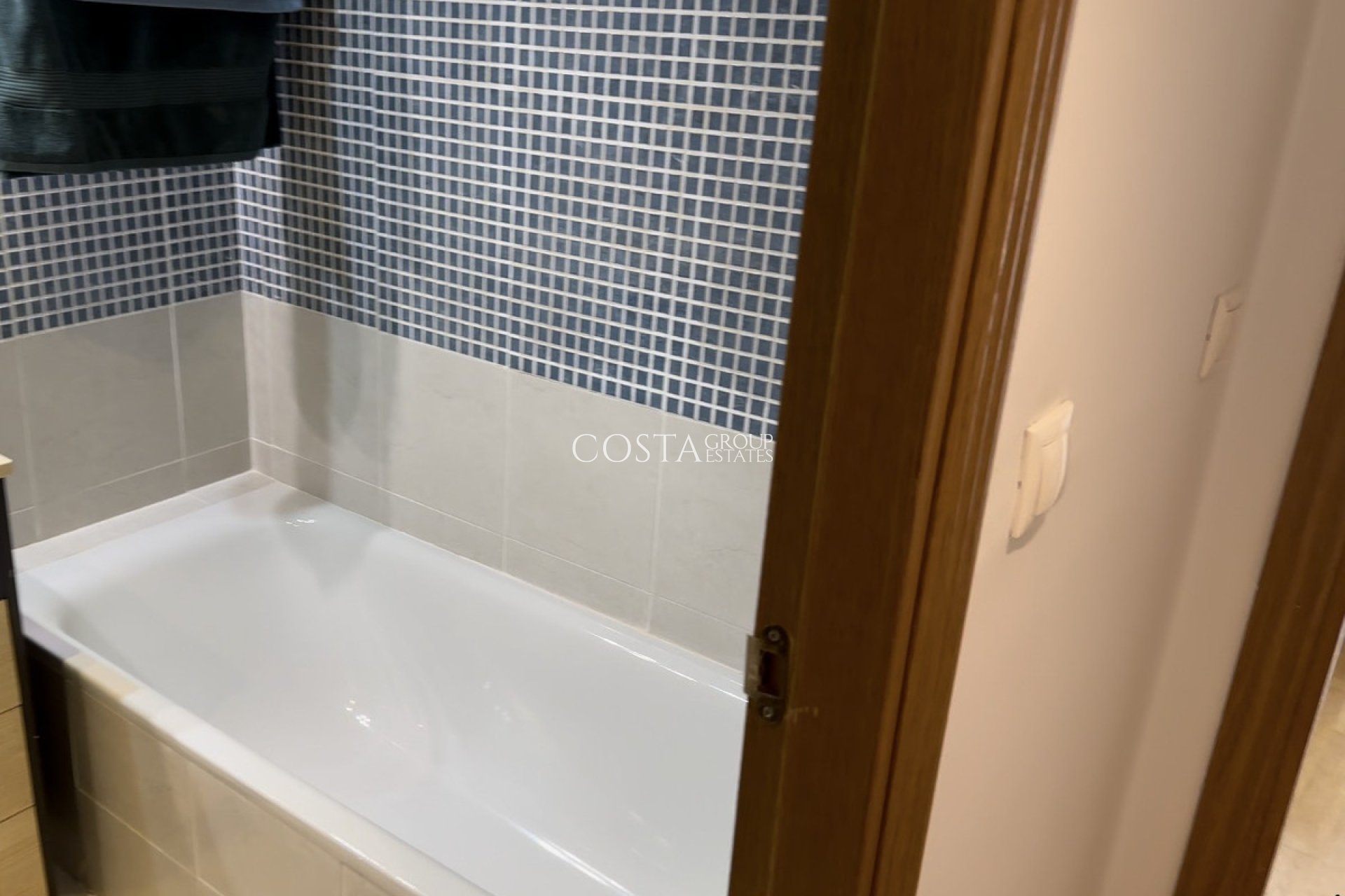 Revente - Apartments -
Alicante - Alicante Centro