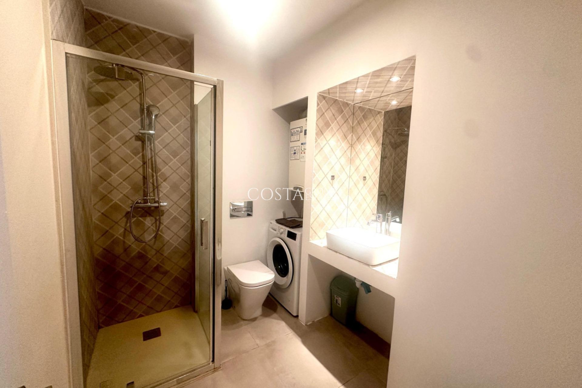 Revente - Apartments -
Alicante - Alicante Centro