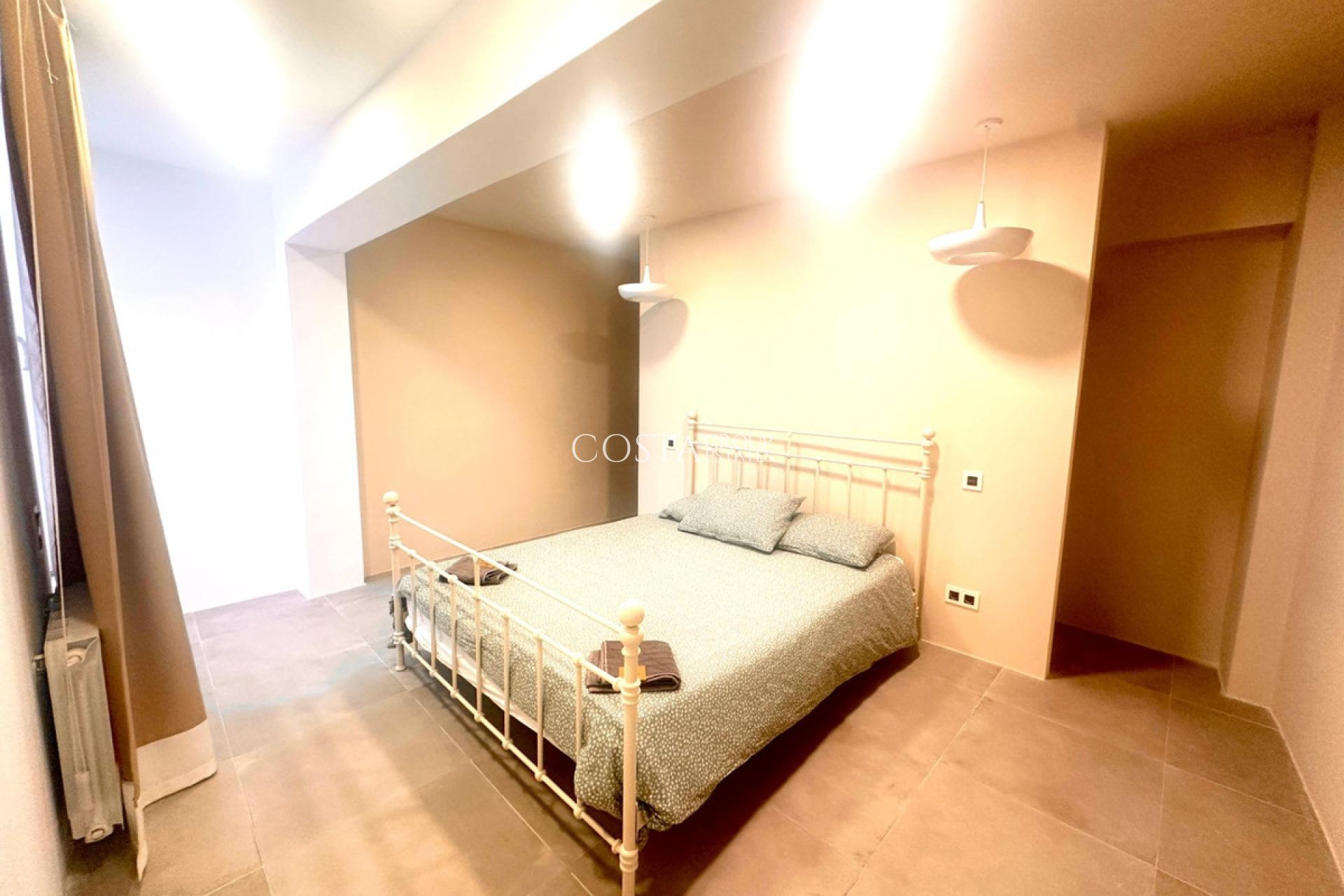 Revente - Apartments -
Alicante - Alicante Centro