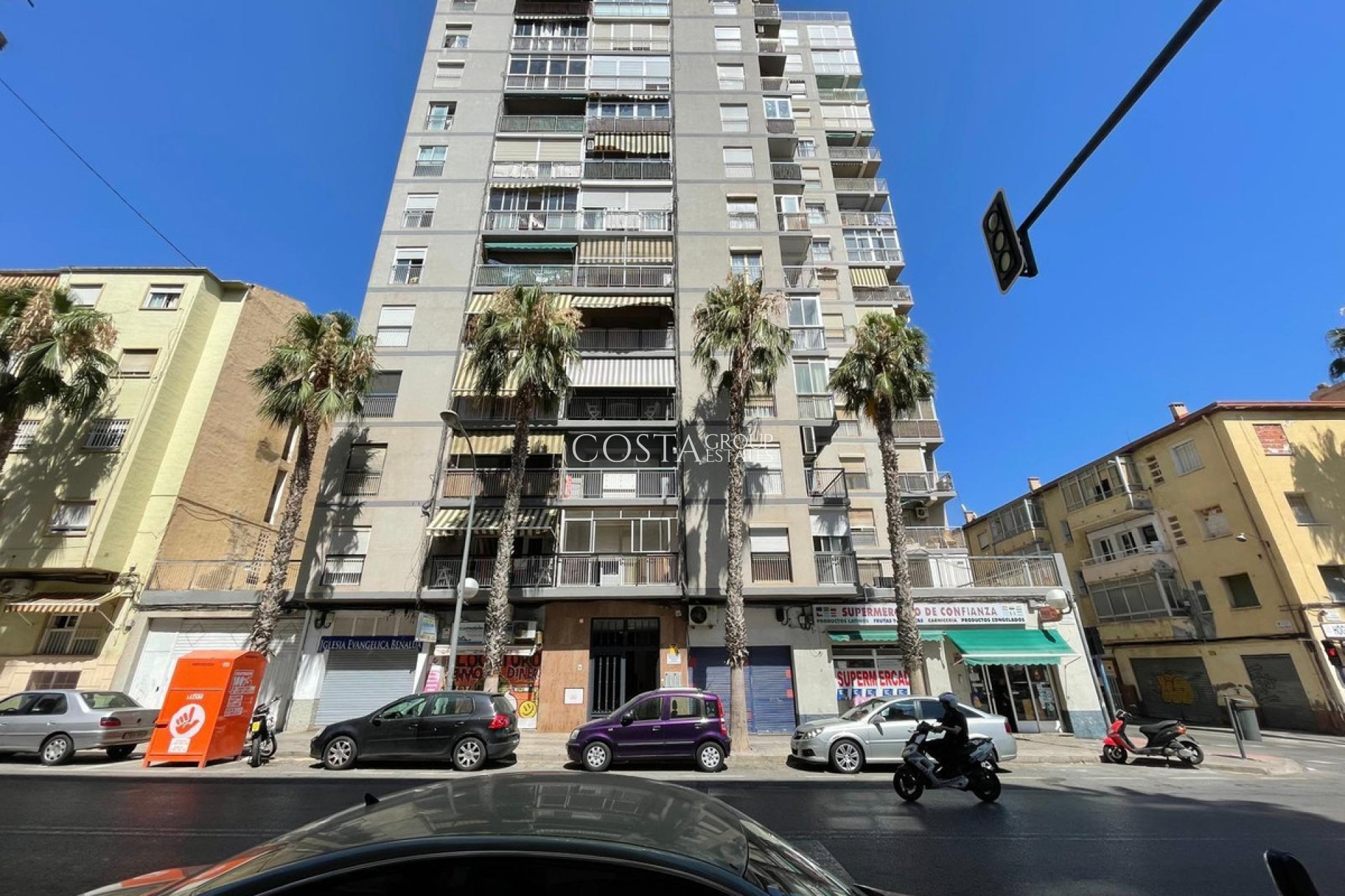 Revente - Apartments -
Alicante - Alicante Centro