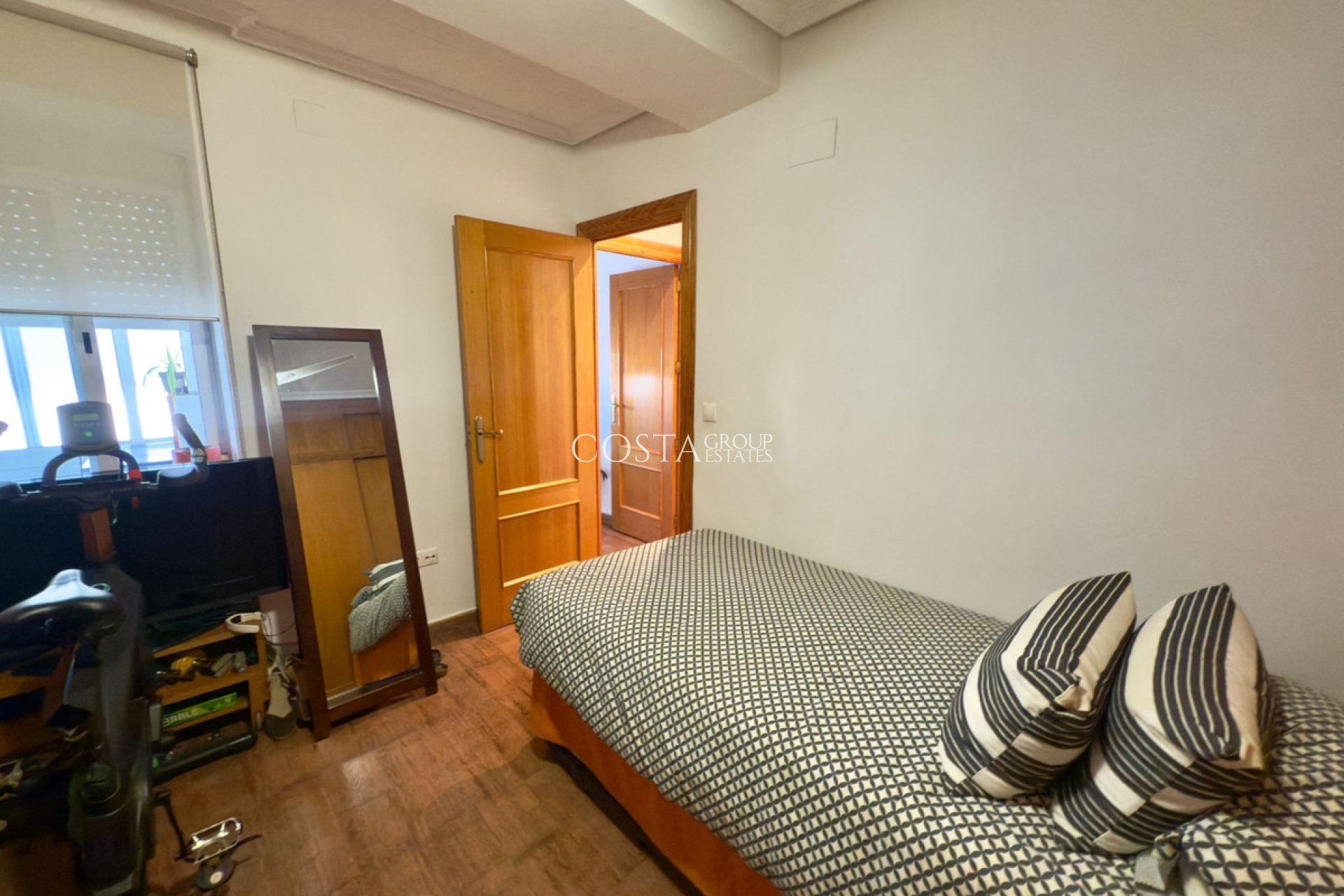 Revente - Apartments -
Alicante - Alicante Centro